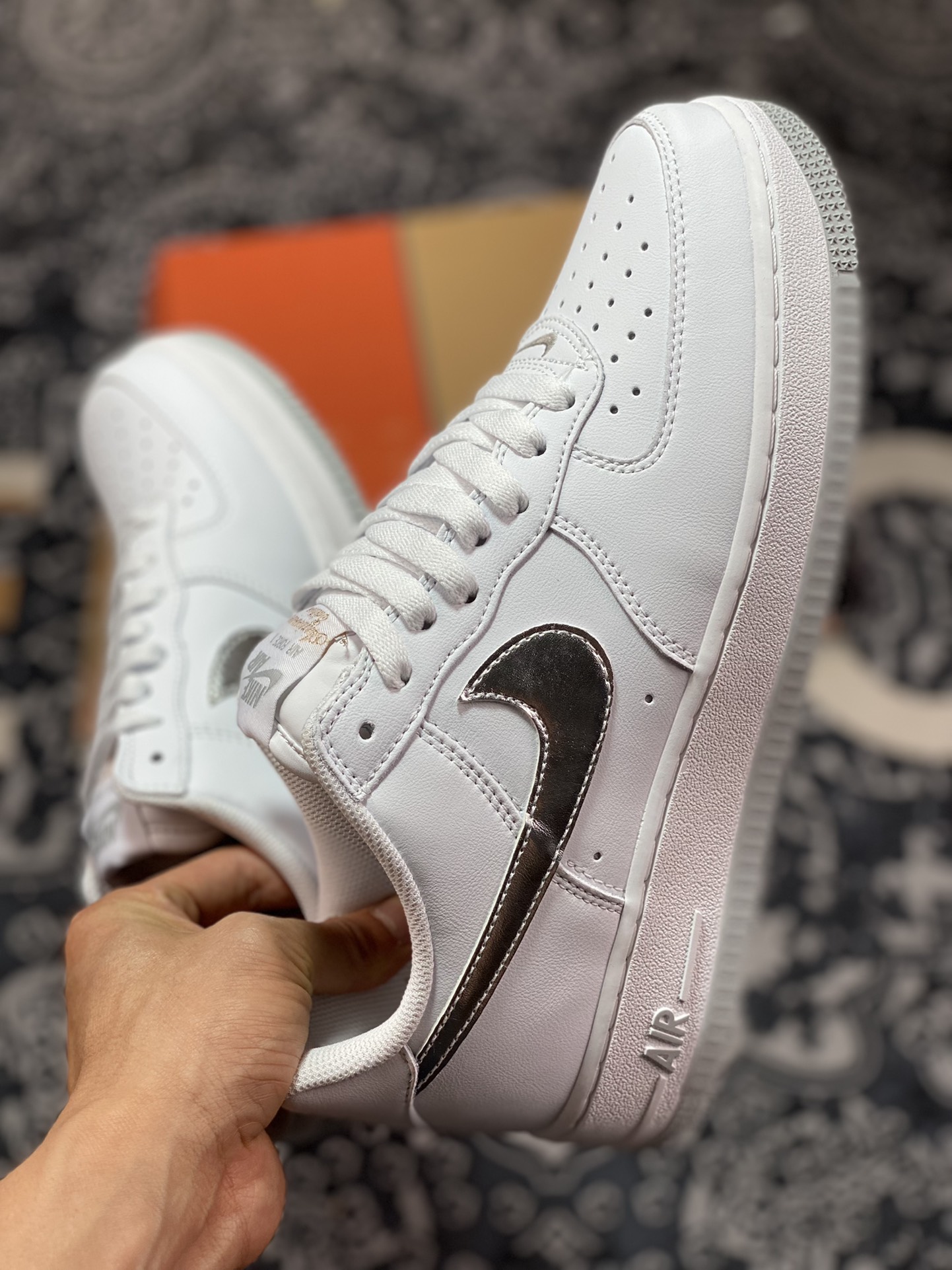 Nike Air Force 1'07 Low ”Metallic Silver” Air Force One classic low-top sneakers ”Anniversary Edition White Metallic Silver Hook” DZ6755-100