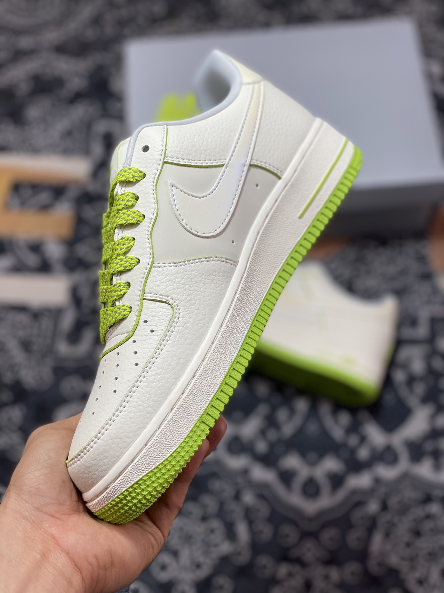 Nike Air Force 1 '07 Low QS ”Sail White/Apple Green Swoosh” Air Force One Sneakers ”Leather Beige Apple Green Small Swoosh” DD9915-699