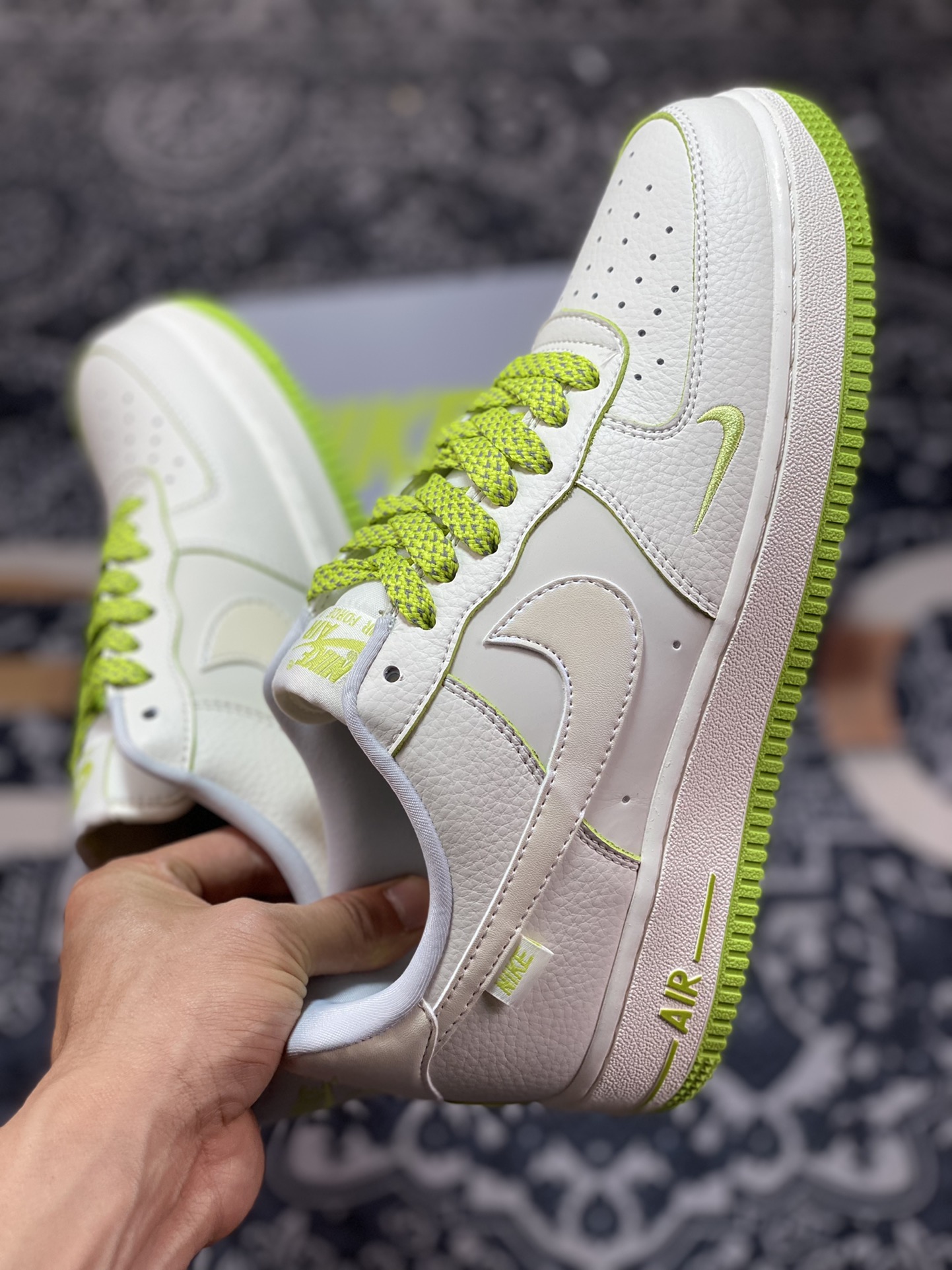 Nike Air Force 1 '07 Low QS ”Sail White/Apple Green Swoosh” Air Force One Sneakers ”Leather Beige Apple Green Small Swoosh” DD9915-699