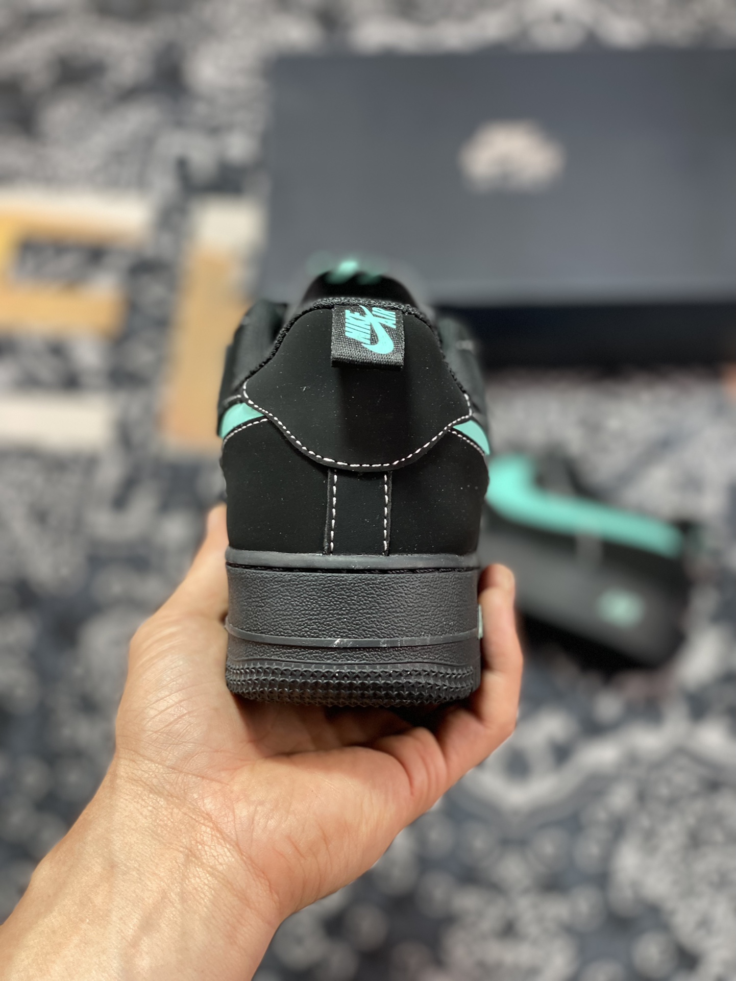 Nike Air Force 1′07 Low Premium ”Cut Out/Tiffany & Co.Blue Mini Swoosh” Air Force One Sneakers ”Matte Black Tiffany Blue Small Double Hook Reflective” FB8971-500