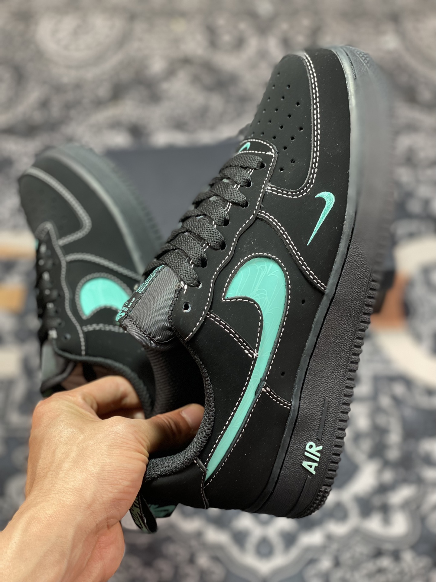 Nike Air Force 1′07 Low Premium ”Cut Out/Tiffany & Co.Blue Mini Swoosh” Air Force One Sneakers ”Matte Black Tiffany Blue Small Double Hook Reflective” FB8971-500