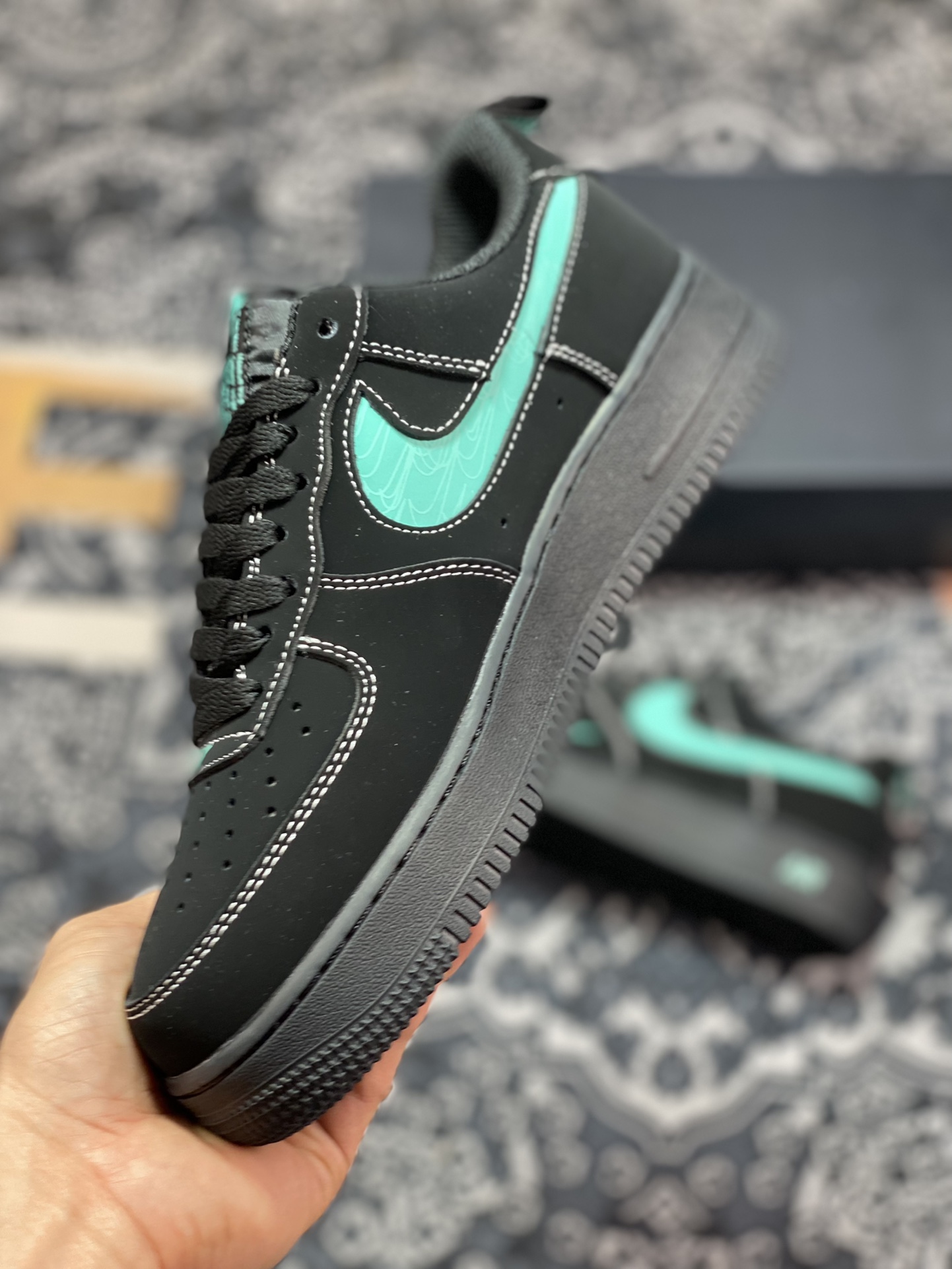 Nike Air Force 1′07 Low Premium ”Cut Out/Tiffany & Co.Blue Mini Swoosh” Air Force One Sneakers ”Matte Black Tiffany Blue Small Double Hook Reflective” FB8971-500