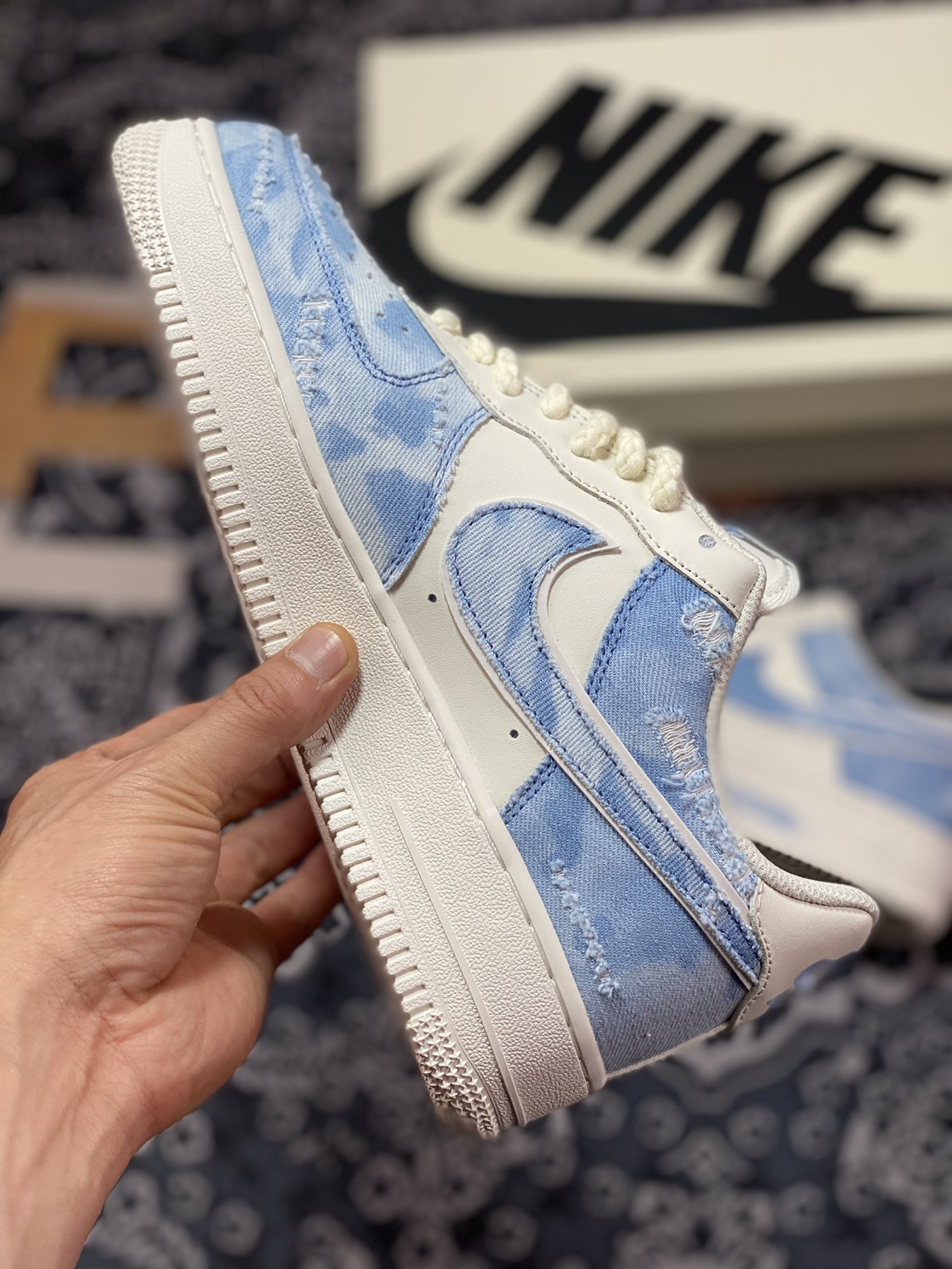 Nike Air Force 1 Low ”Exclusive Denim” Air Force One low-top sneakers ”Cream White Washed Denim Light Blue Holes” CW1888-611