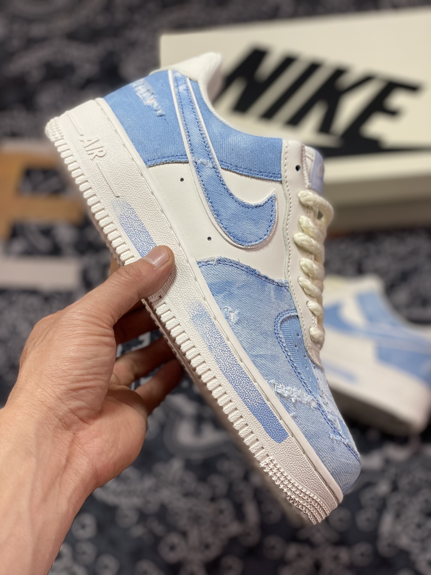 Nike Air Force 1 Low ”Exclusive Denim” Air Force One low-top sneakers ”Cream White Washed Denim Light Blue Holes” CW1888-611