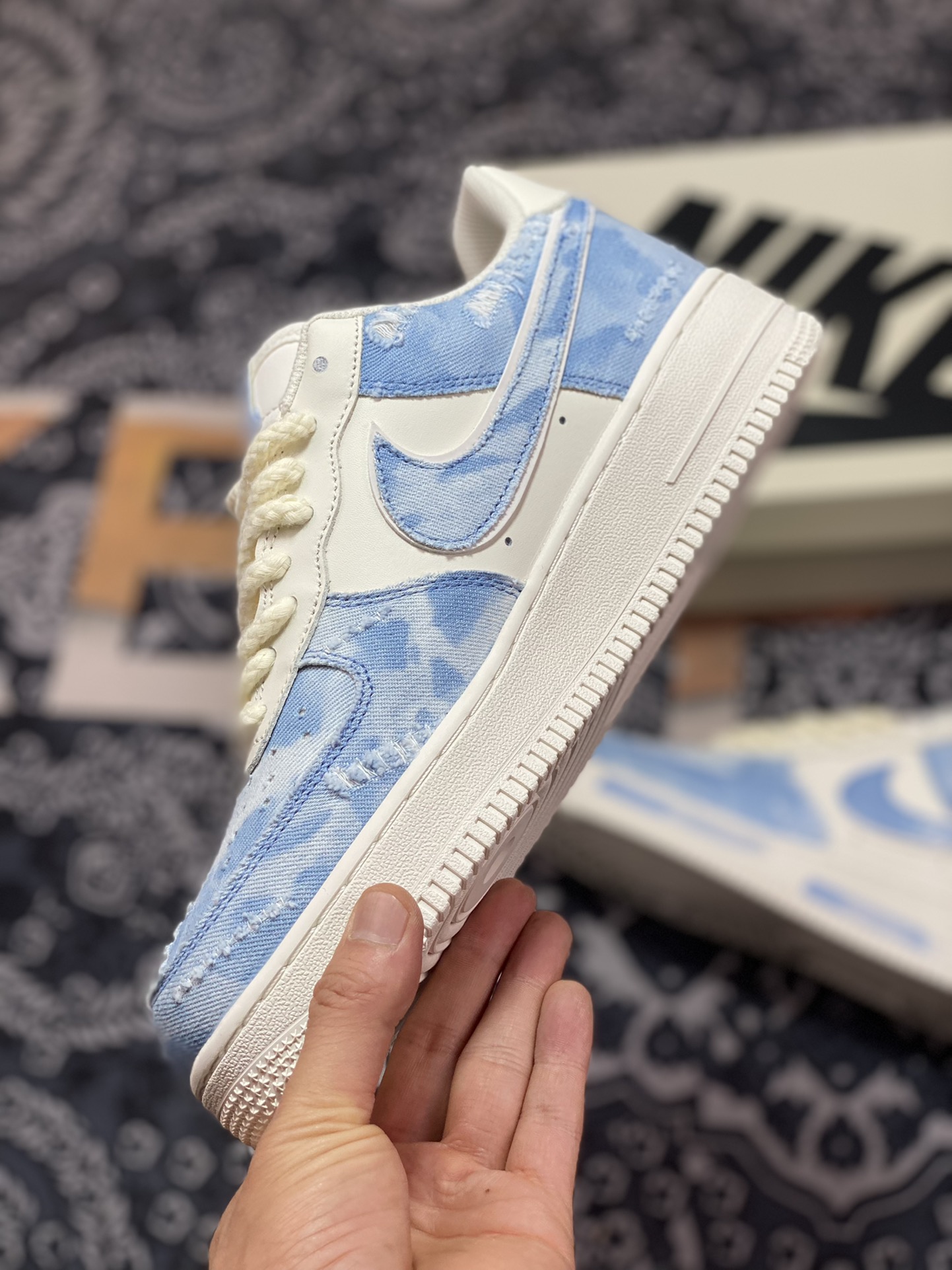 Nike Air Force 1 Low ”Exclusive Denim” Air Force One low-top sneakers ”Cream White Washed Denim Light Blue Holes” CW1888-611