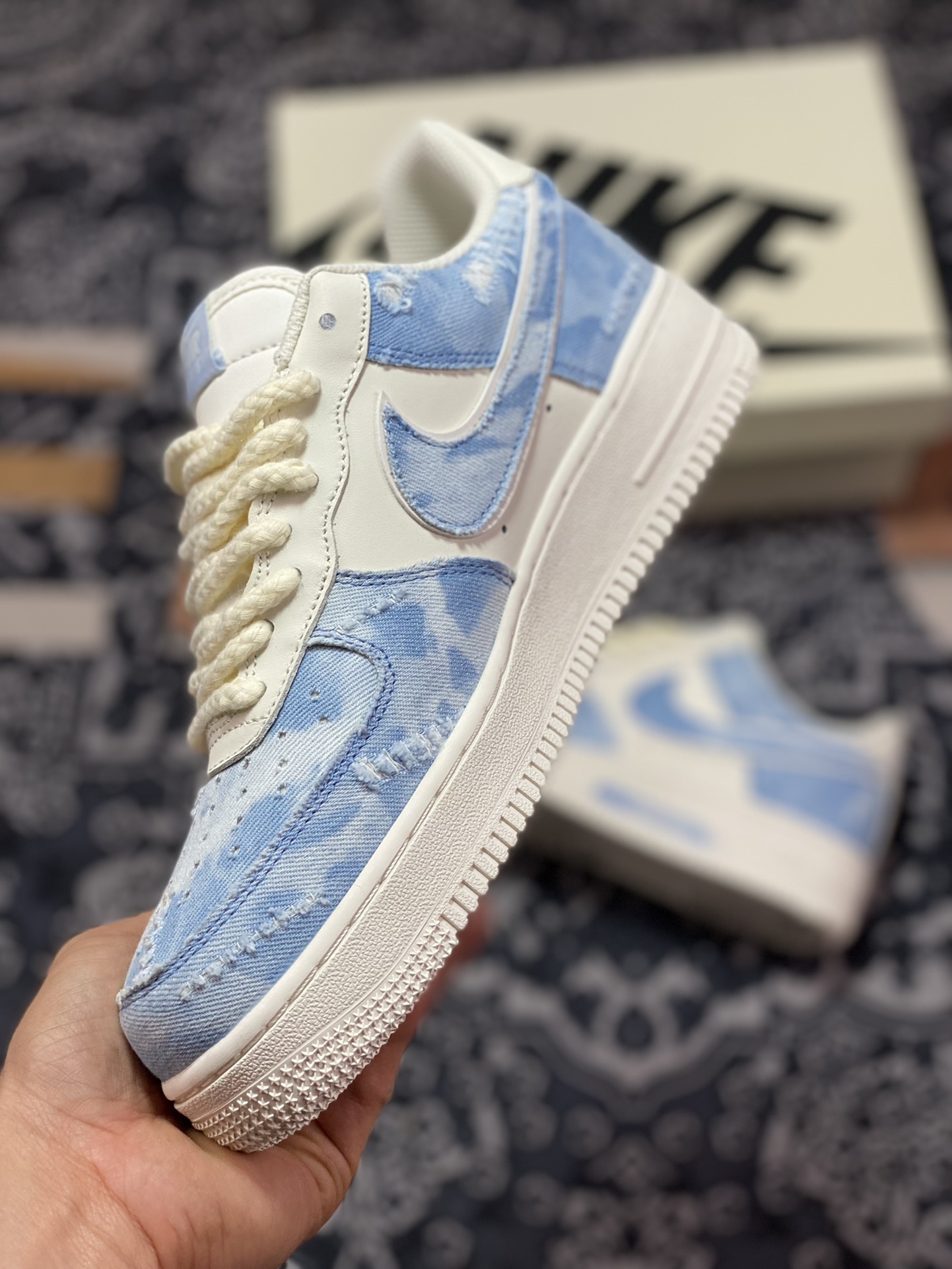 Nike Air Force 1 Low ”Exclusive Denim” Air Force One low-top sneakers ”Cream White Washed Denim Light Blue Holes” CW1888-611