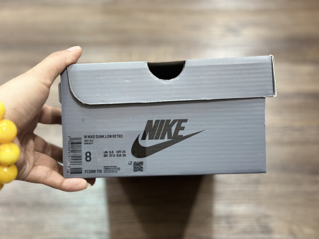 240 NIKE SB Dunk Low 蝙蝠侠 低帮休闲运动鞋 FC1688-700