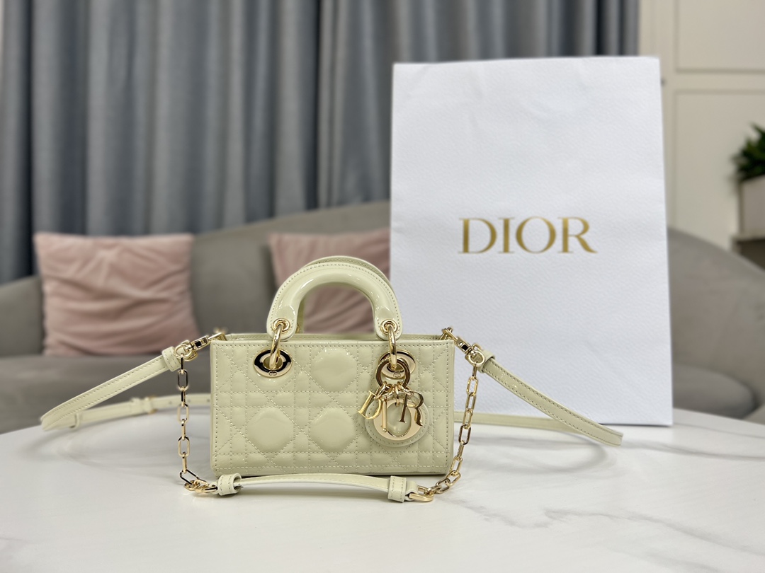 Dior Designer
 Bags Handbags Replica Shop
 Gold White Cowhide Patent Leather Lady Chains