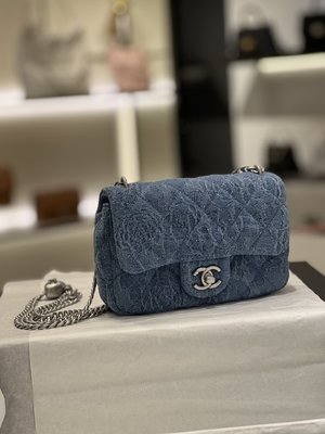 How quality
 Chanel Crossbody & Shoulder Bags Denim Spring/Summer Collection
