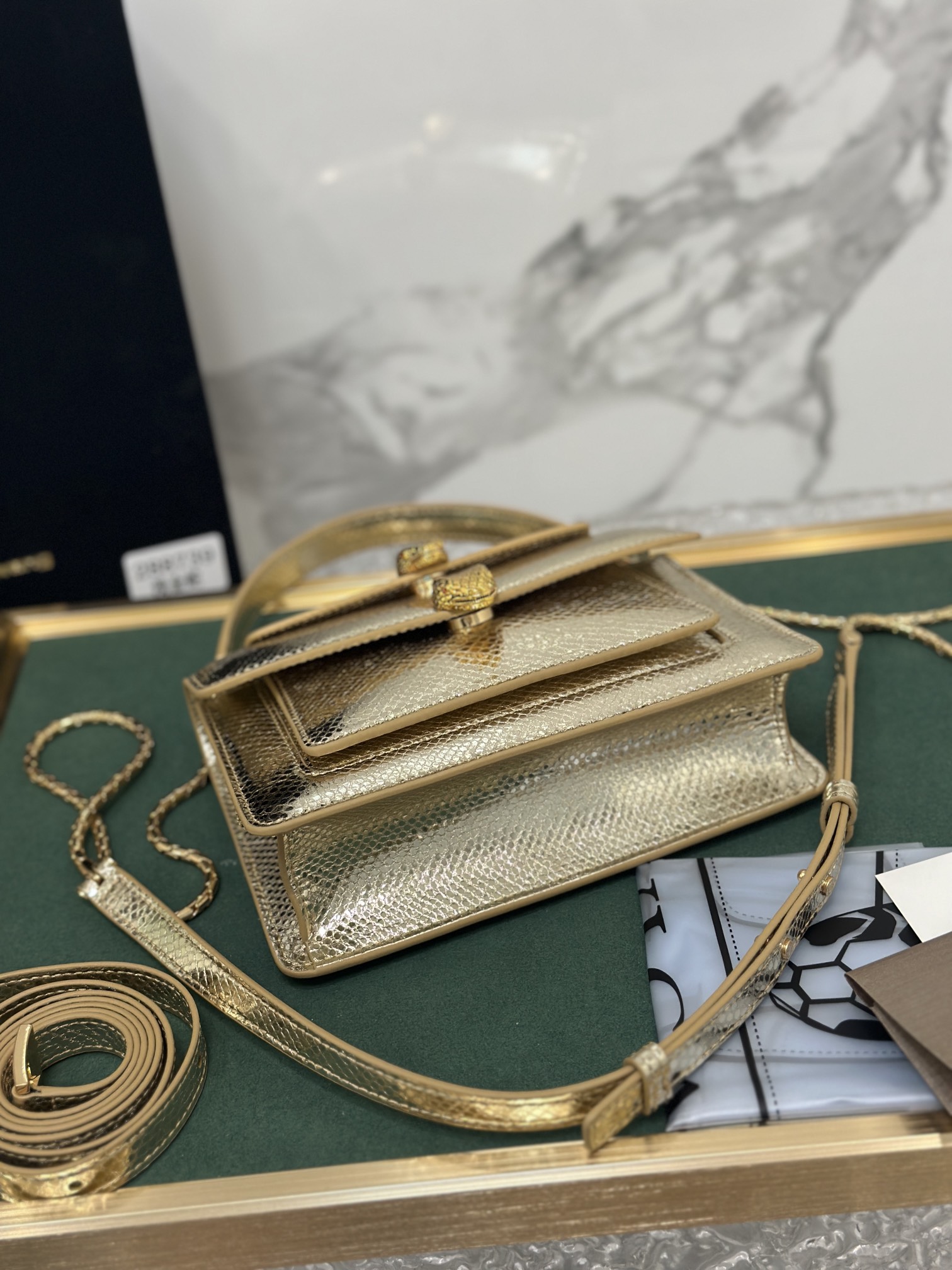 Bulgari Advanced details~