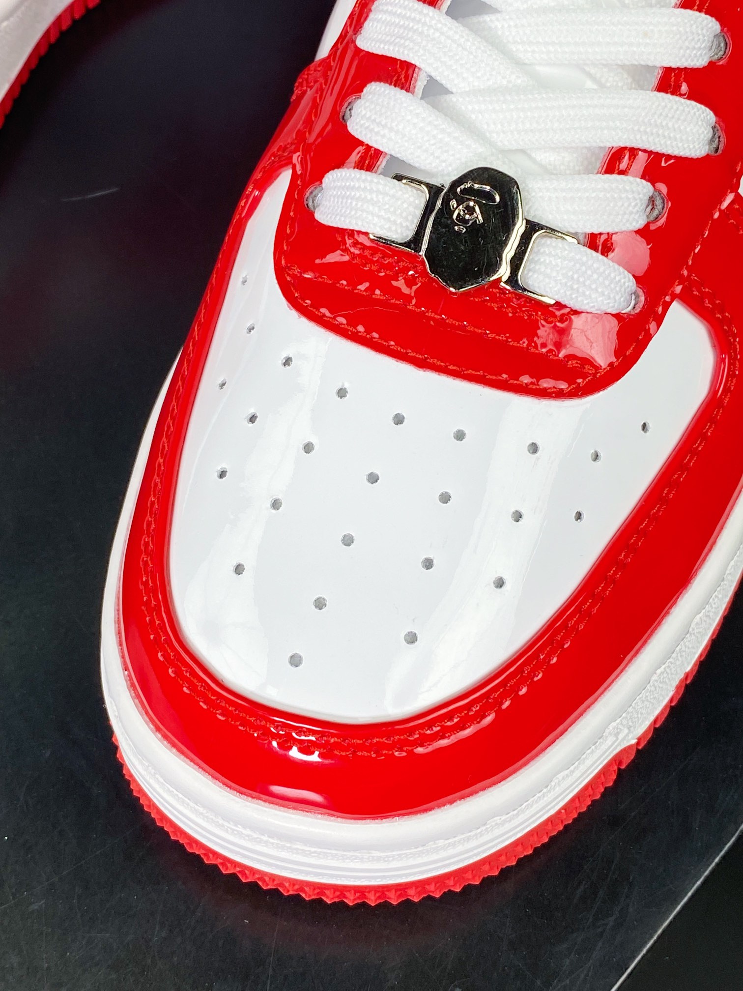 A Bathing 【Ape BAPE】 Sta Low Star Series Low-top Sneakers ”Patent Leather White Red” 001F-WH701-001