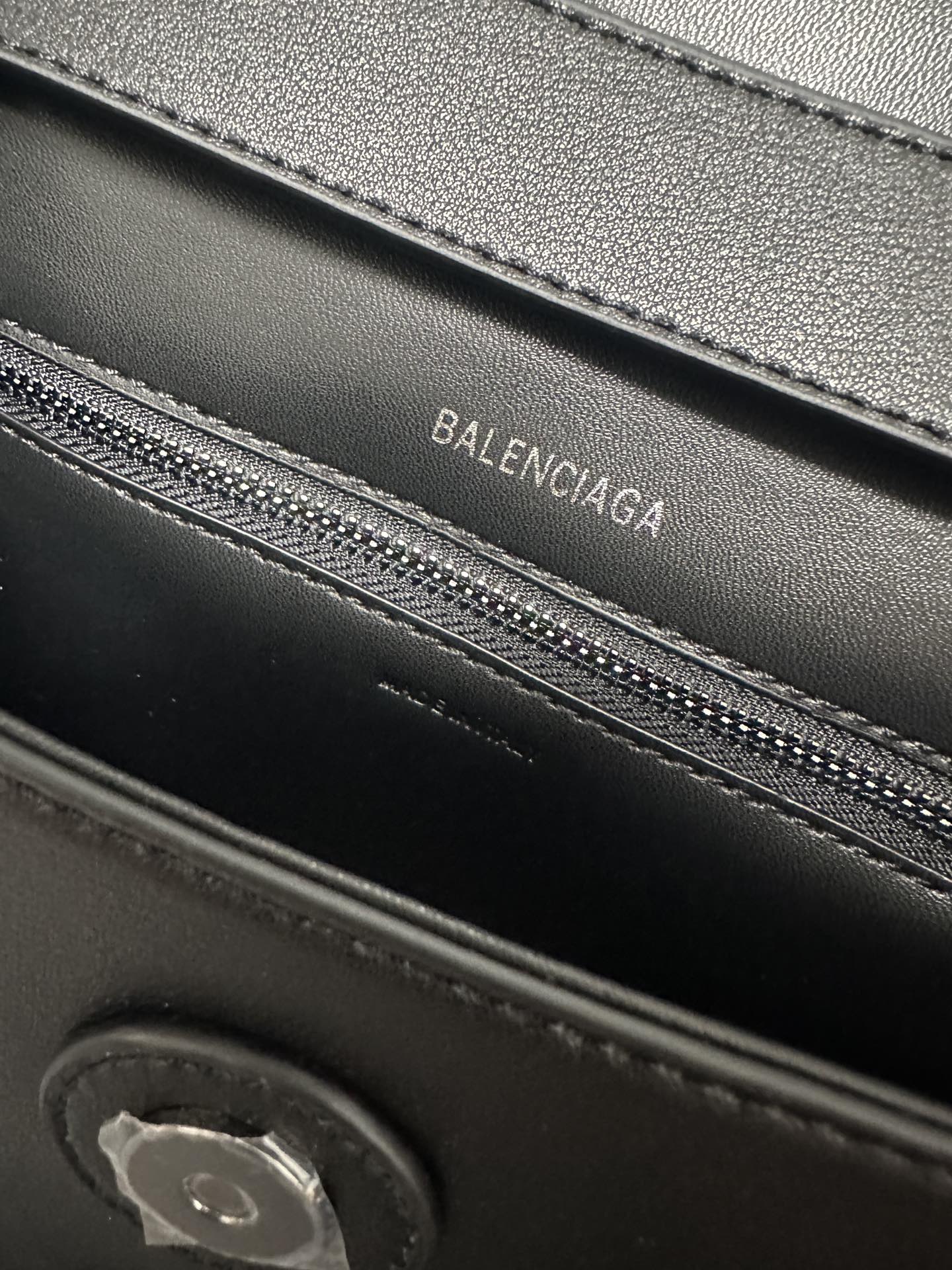 Balenciaga Luxury Designer Handbag Shoulder Bag in fine calfskin 8