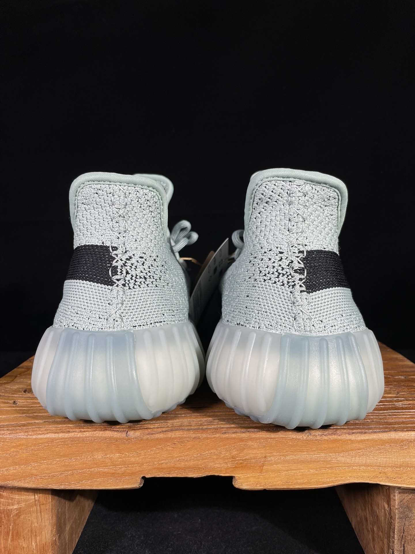 Yeezy350v2灰胡绿！最强性价