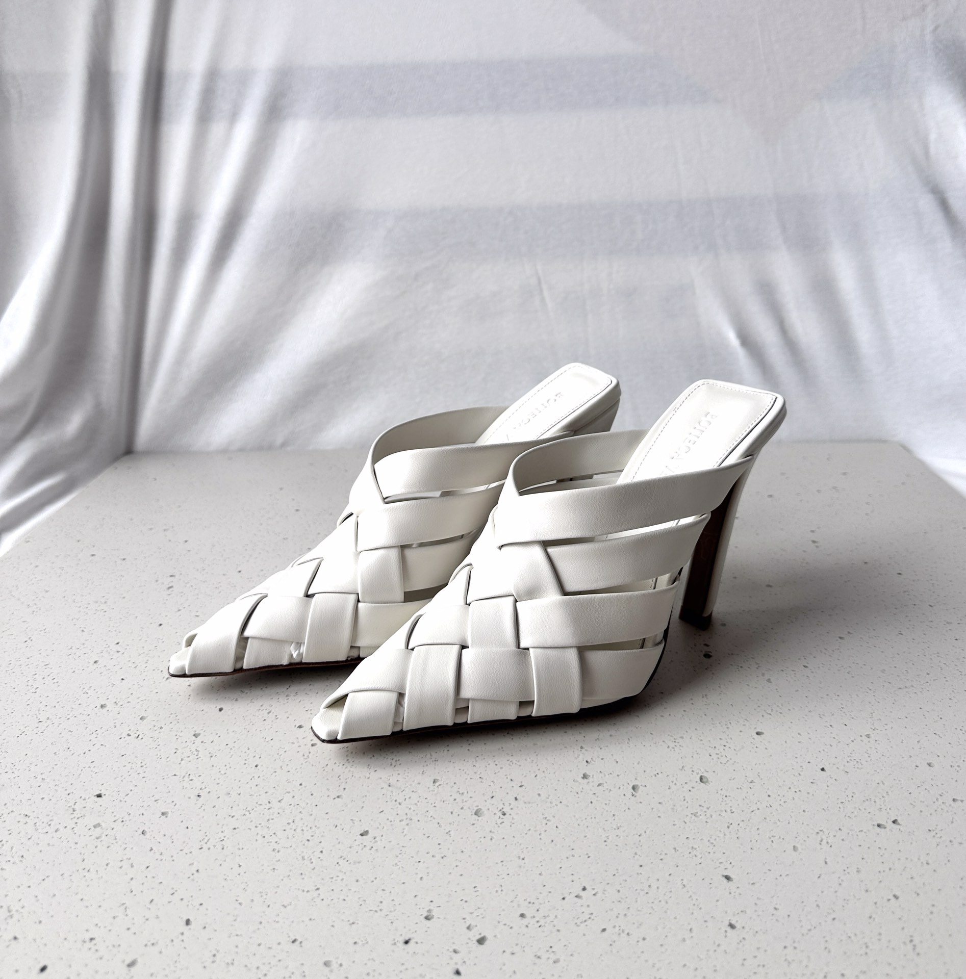 [Bottega Veneta Women