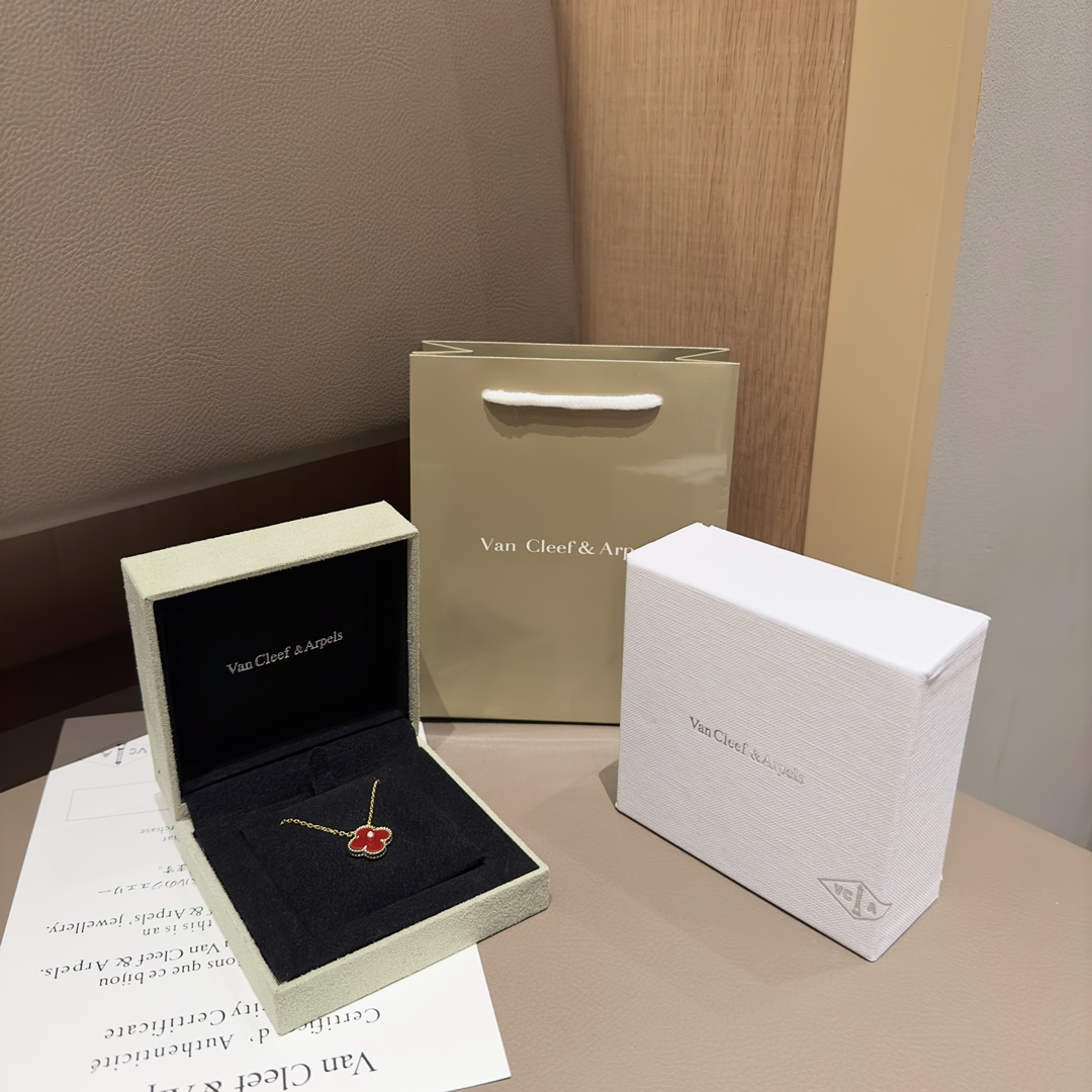 China Replica VCA Jewelry VCAES0403-3548