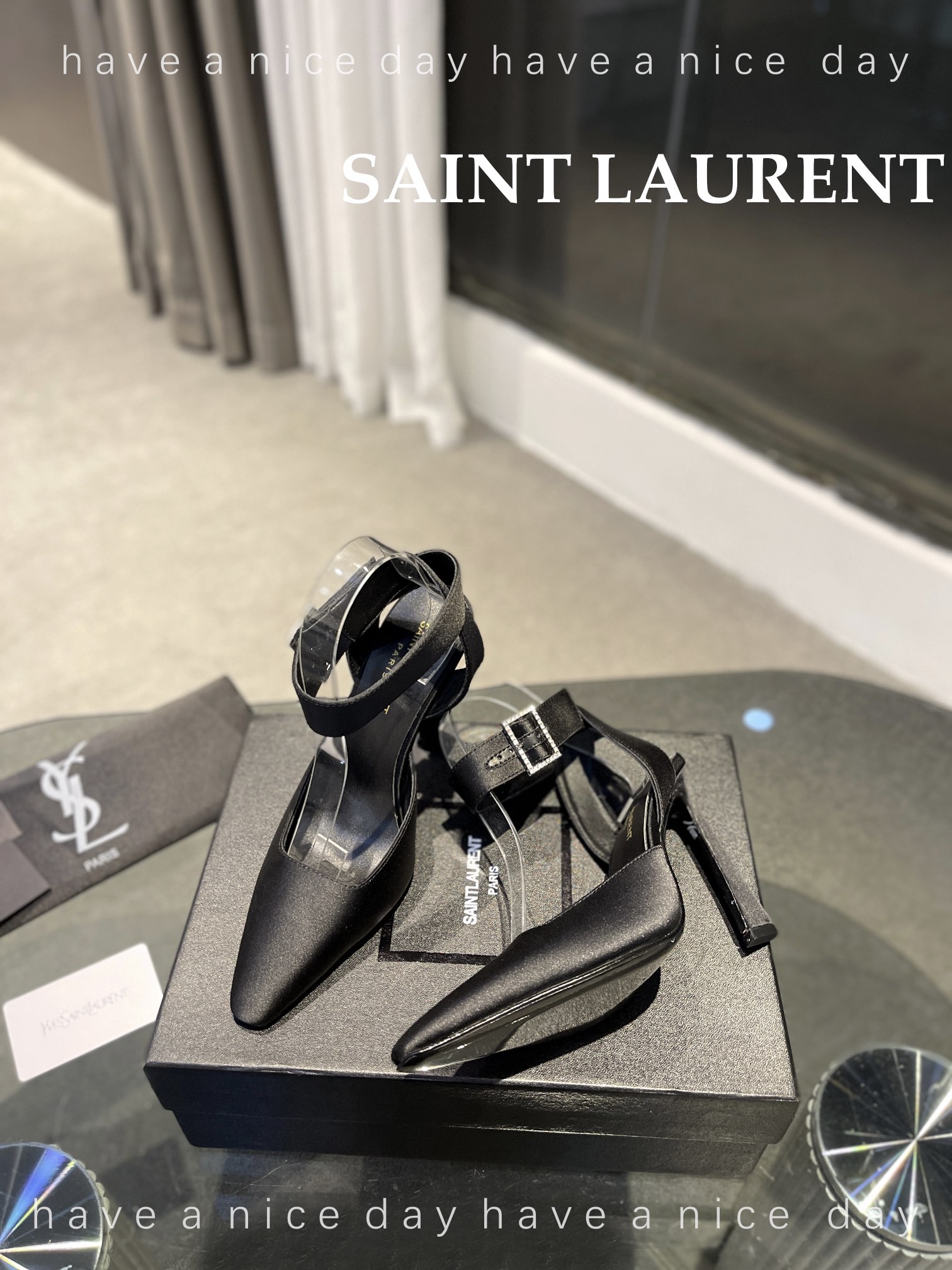 最新SAINTLAURENTFANN