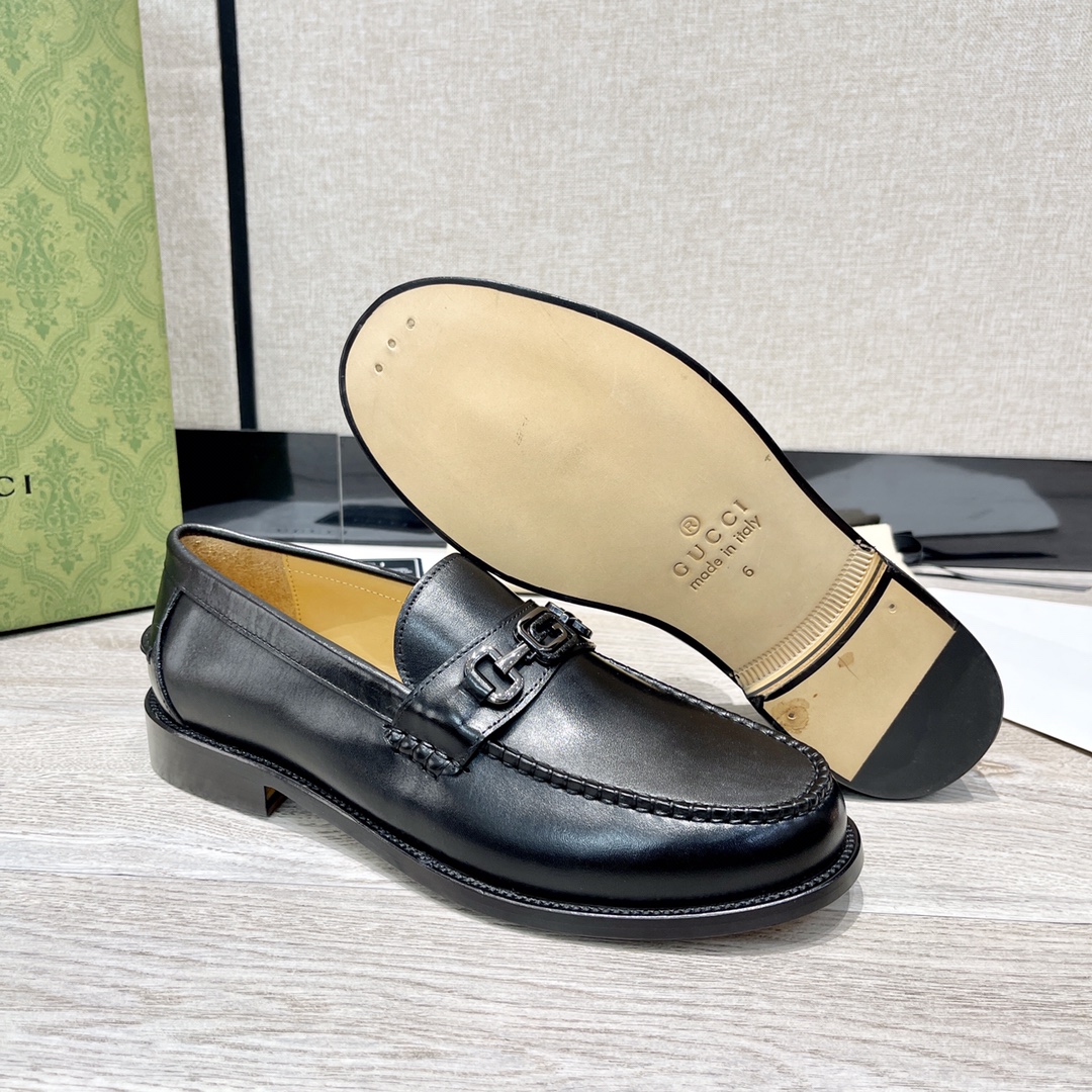 GUCCI メンズ ダブルGローファー 革靴 高級牛革使用