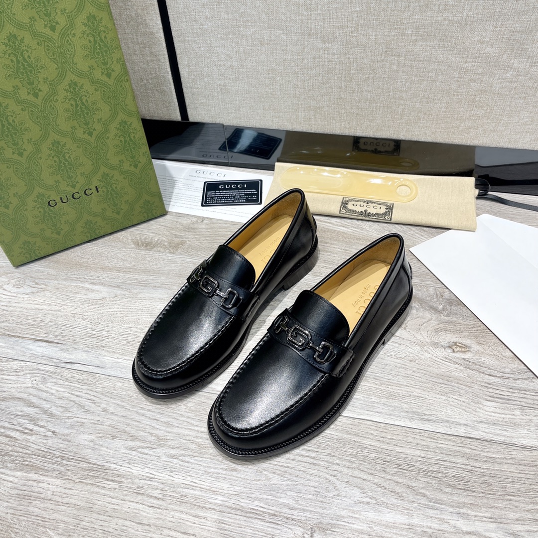 GUCCI メンズ ダブルGローファー 革靴 高級牛革使用