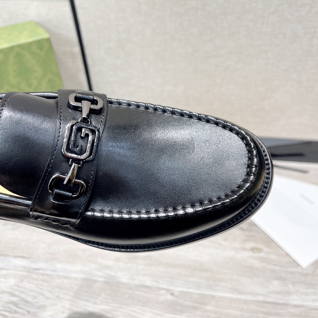 GUCCI メンズ ダブルGローファー 革靴 高級牛革使用