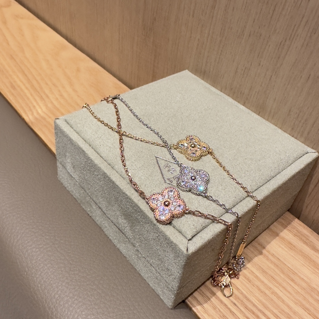 China Replica VCA Jewelry VCAES0404-2177