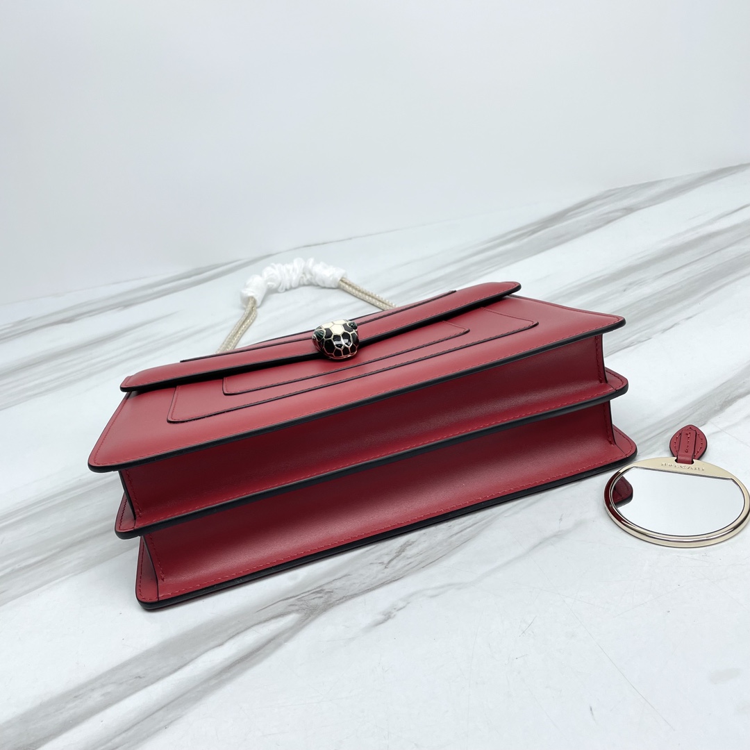 Loewe Classic Handcrafted Luxury Leather Shoulder Bag Ref 7