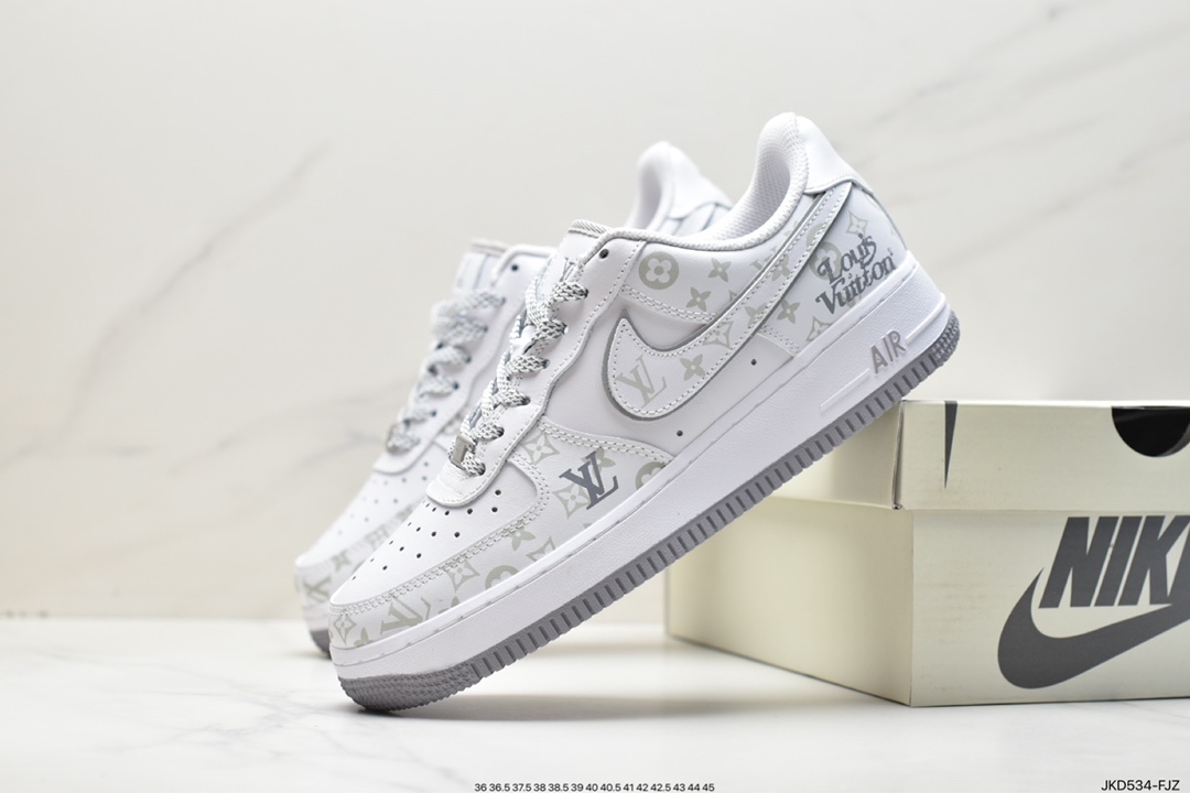 Air Force 1 '07 LV8 Air Force One DR9868-600