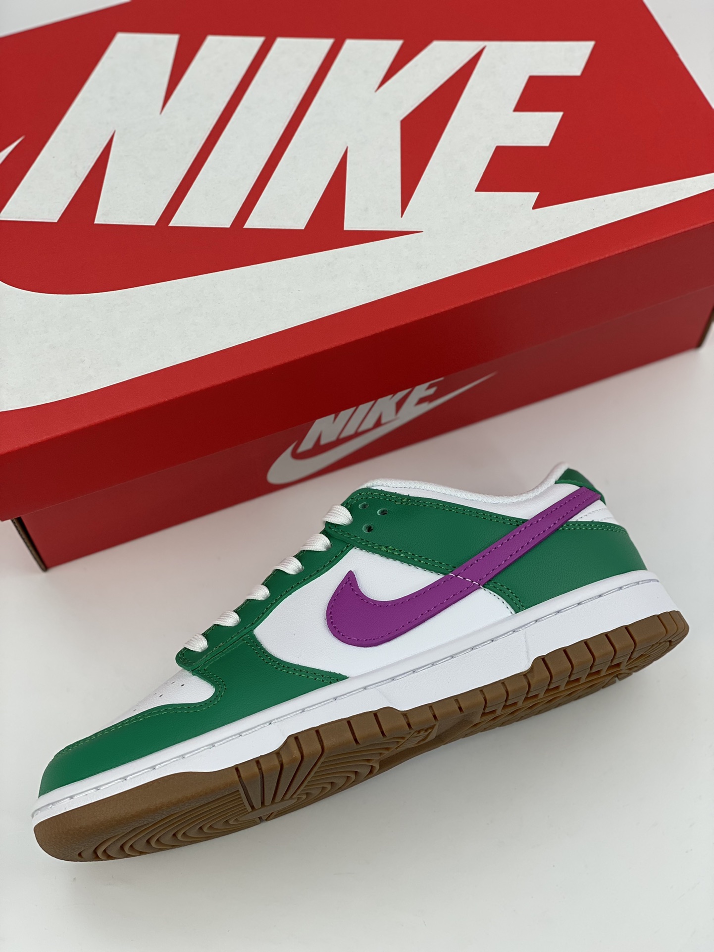 Nike SB Dunk Low White Green Buzz Lightyear FD9922-151