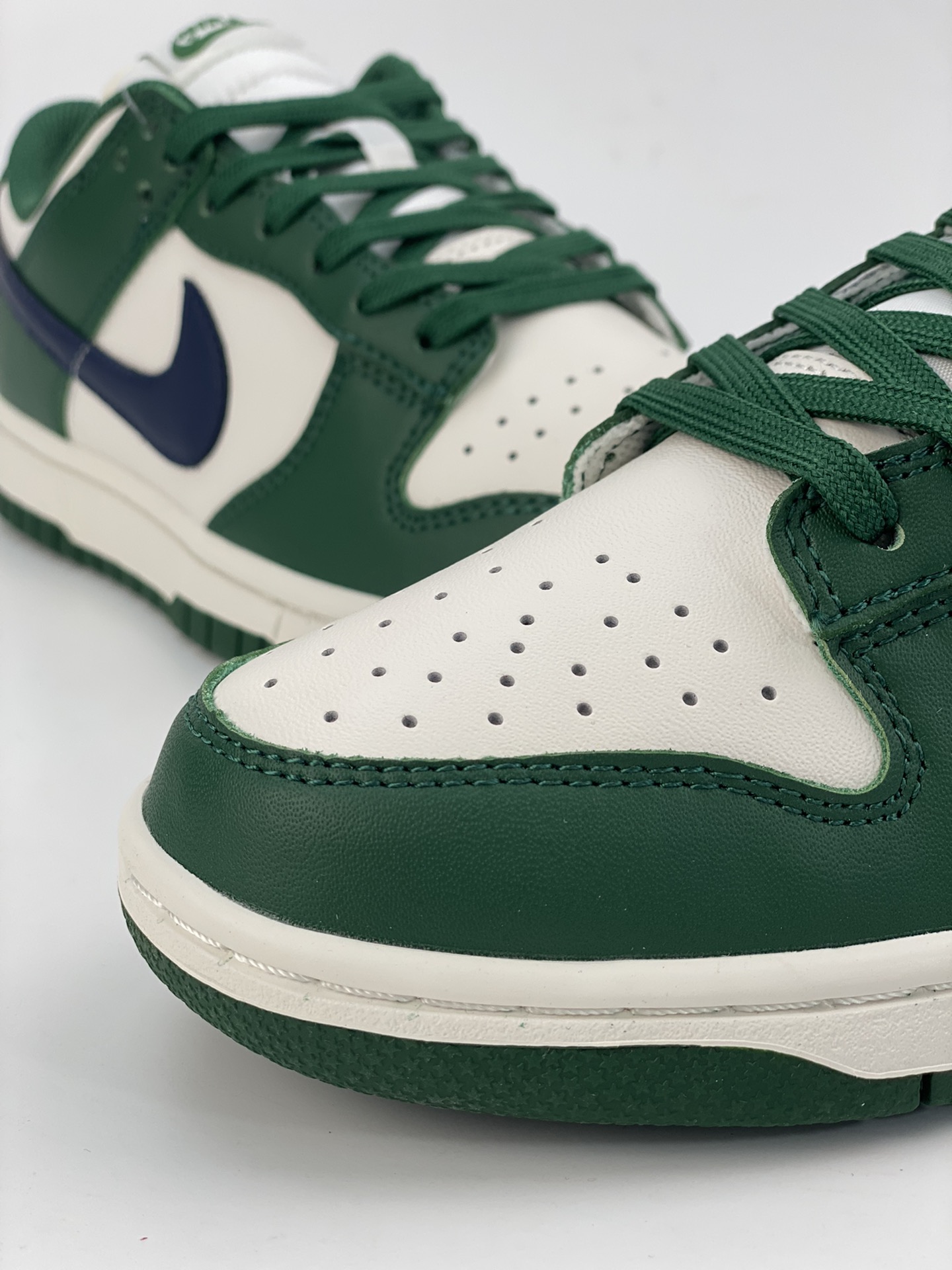 NIKE SB Dunk Low 白绿 DD1503-300