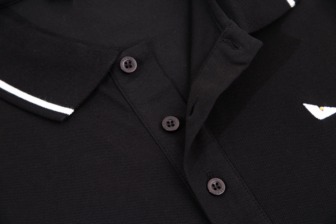FENDI 1980s Inspired Upgrade: Black Polo-CLO for Men and Women - 图片 4
