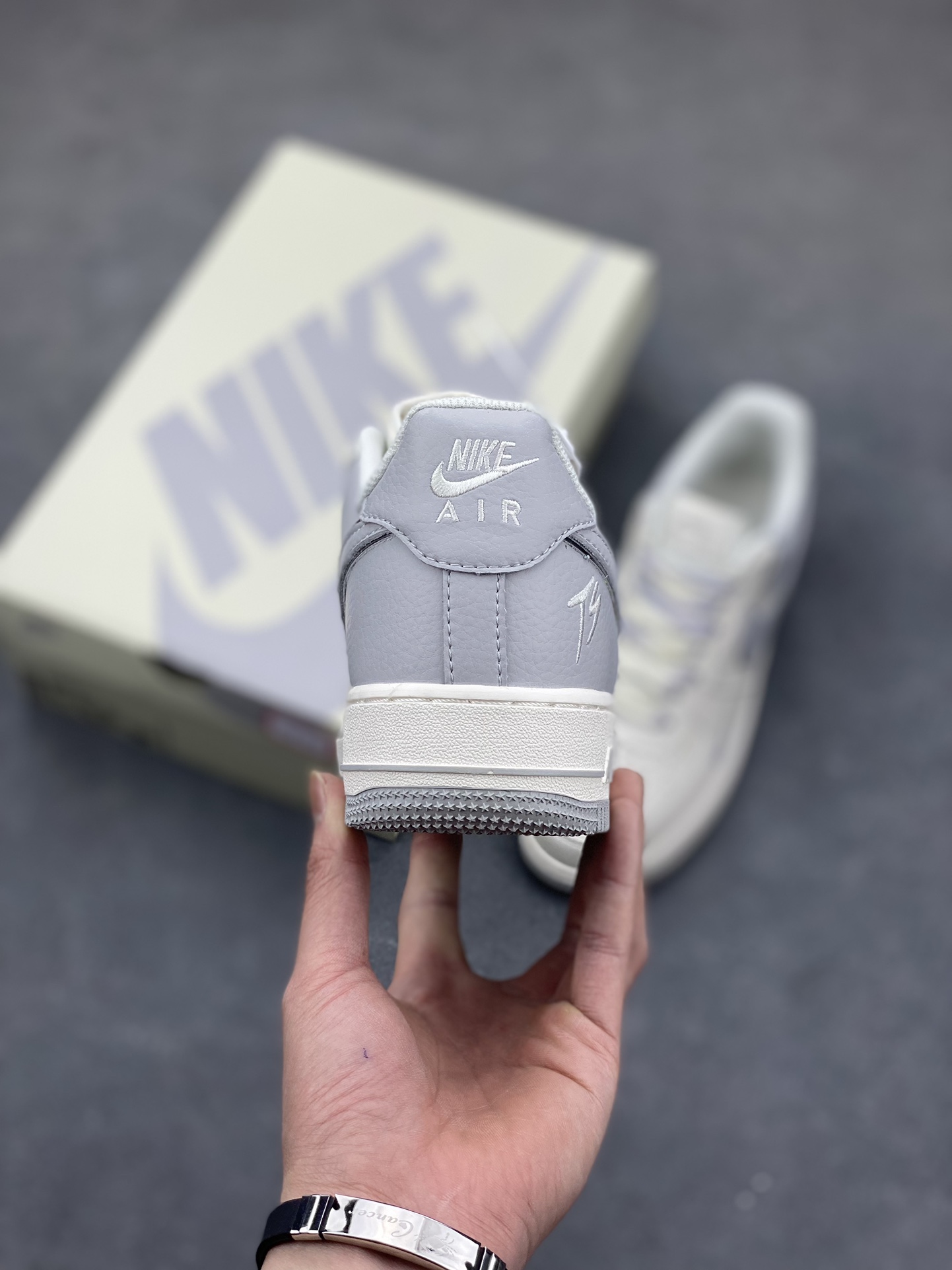 Nike Air Force 1 Low IO5636-888 Original Edition Sneakers 5 i1683829697 6976 3