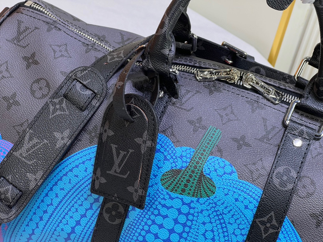 批410 M46471 M46441 M41416 Lv X YK Keepall 45结合了经典设计与标志性细节