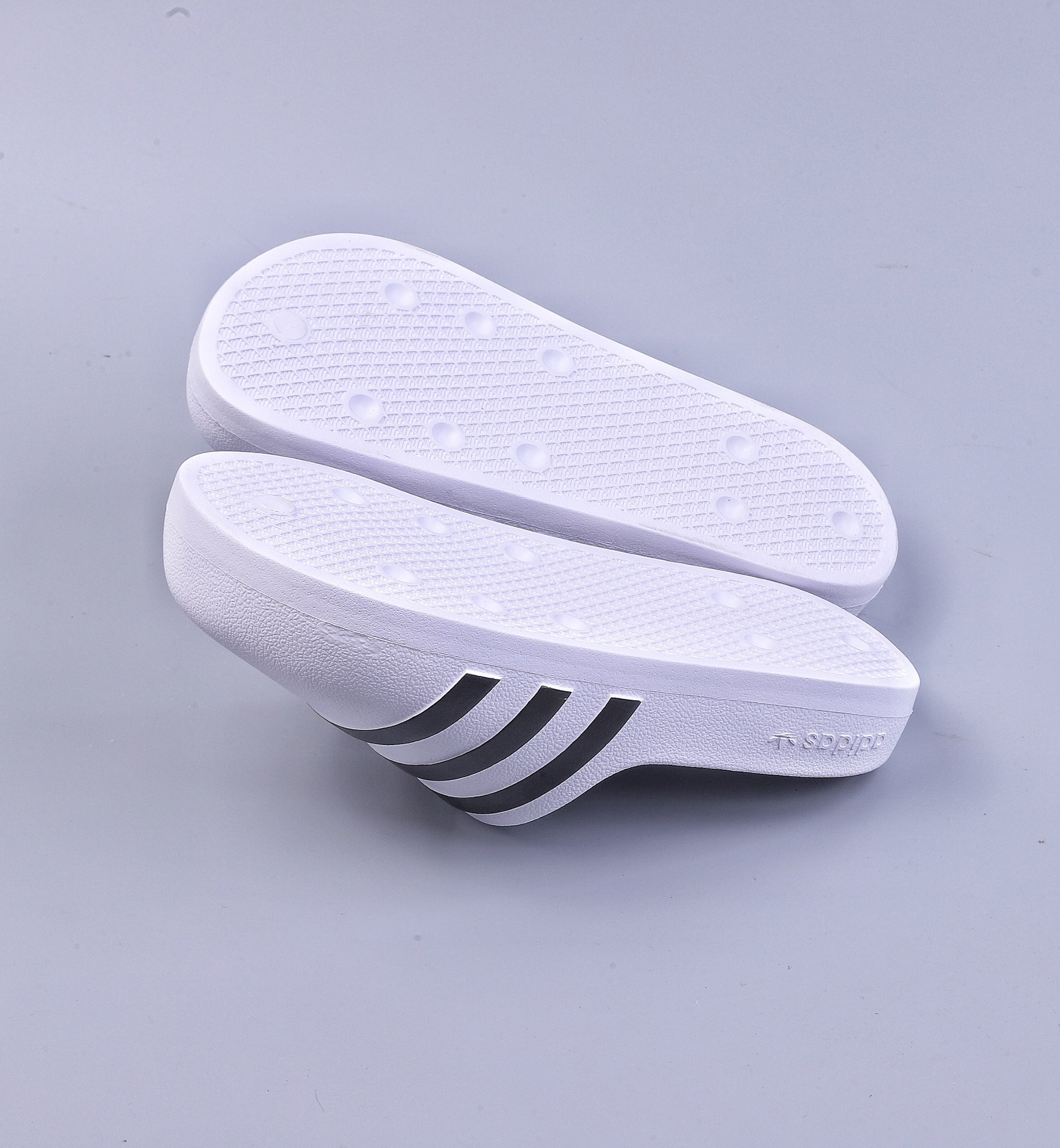 Adidas/clover adiFOM adilette black and white Baotou men and women bread slippers sandals HQ7219