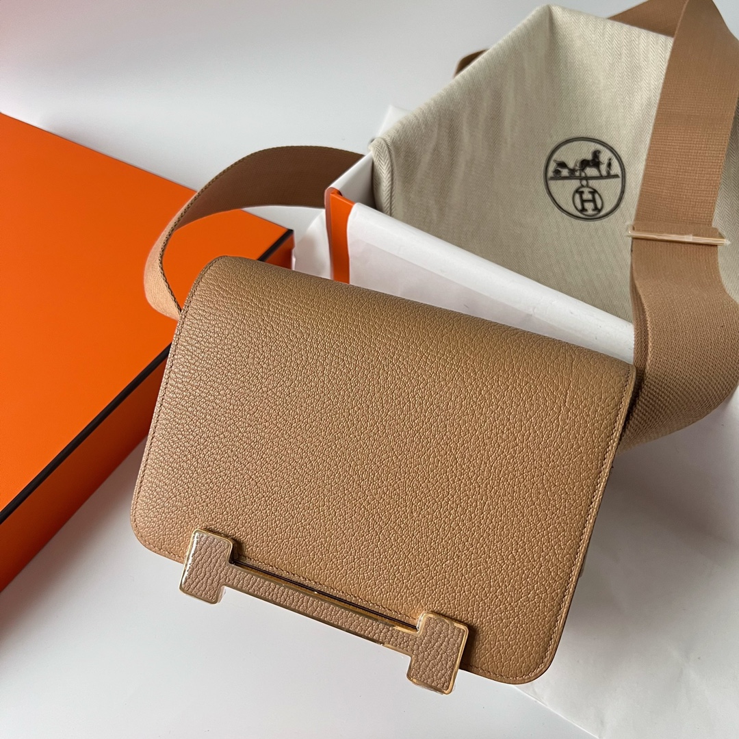 Hermès Hermes Geta Chevre Goat Leather Milk Brown Chai Gold Buckle