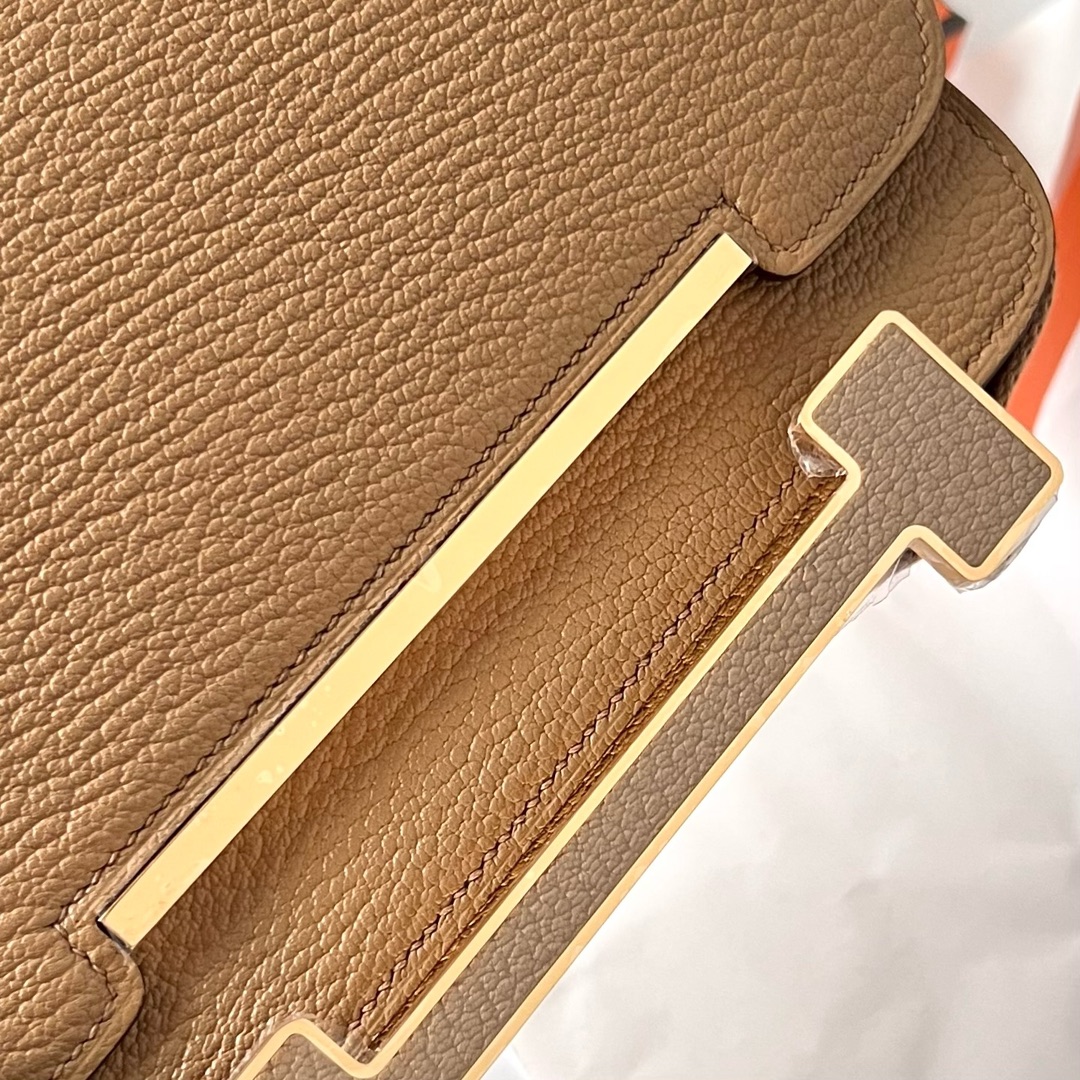Hermès Hermes Geta Chevre Goat Leather Milk Brown Chai Gold Buckle