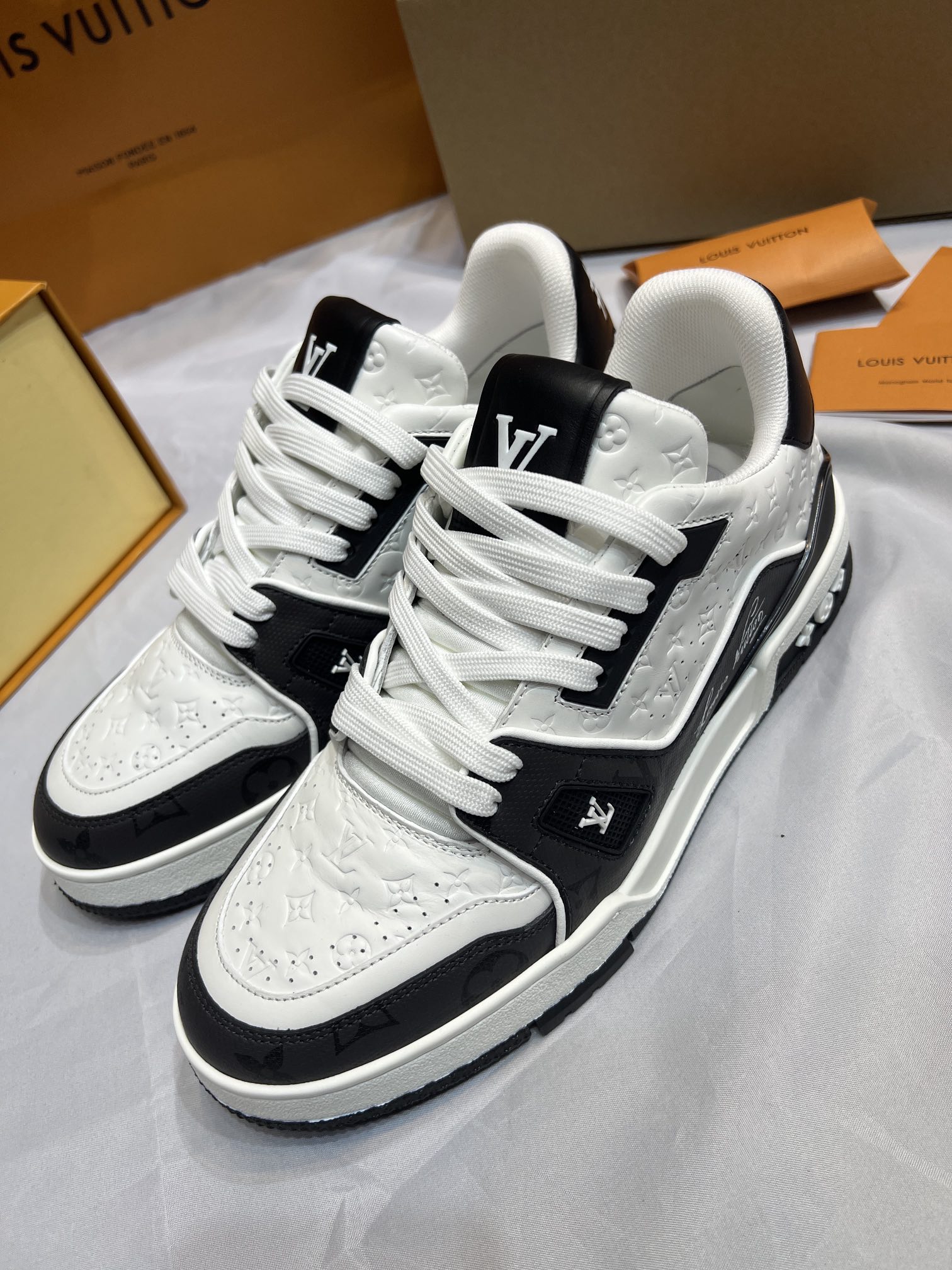 루이비통 신발 94854 Louis Vuitton Shoes