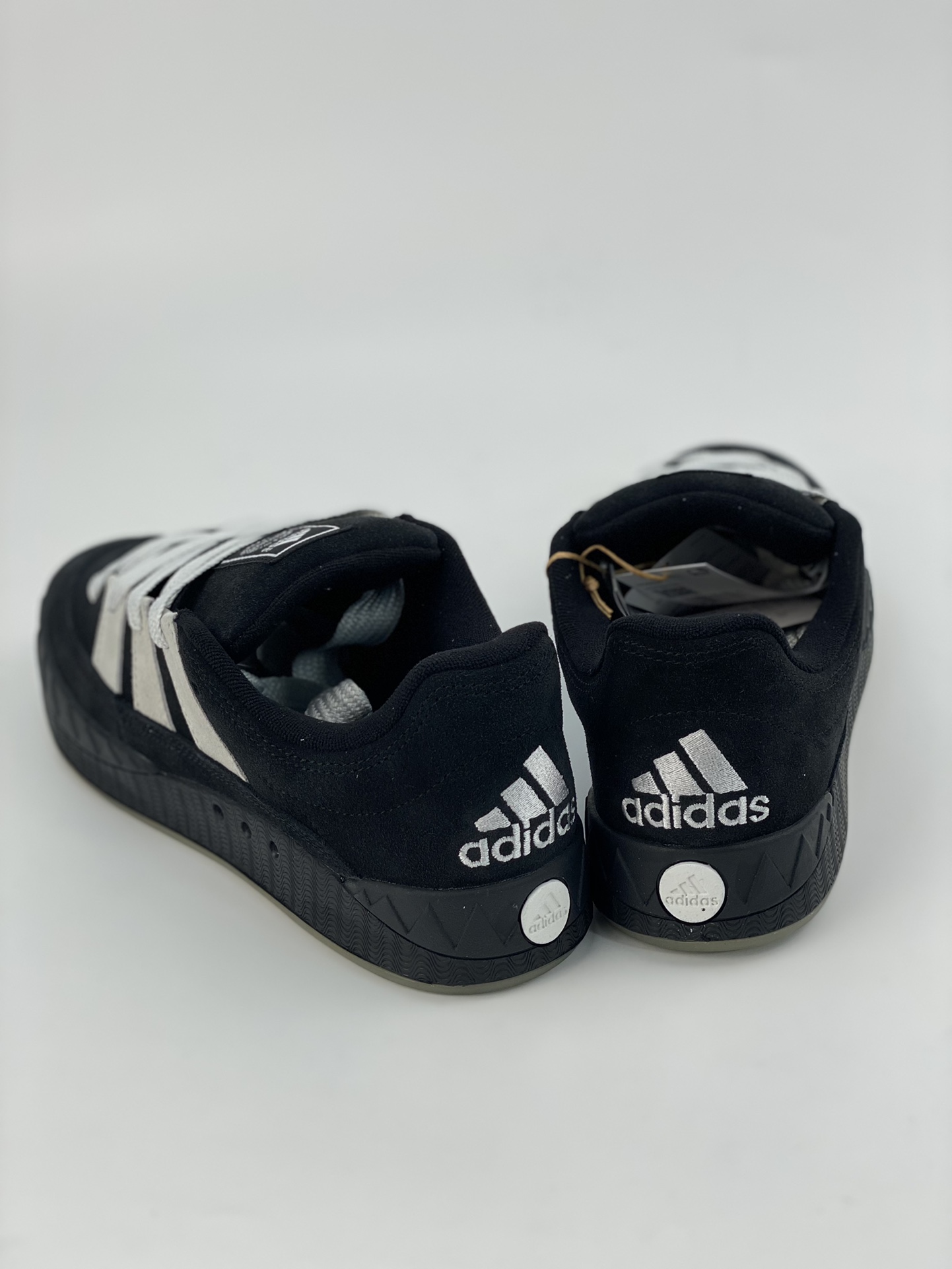 Adidas Adimatic Low Matic series low-top retro shark bread casual sports skateboard shoes HQ6900