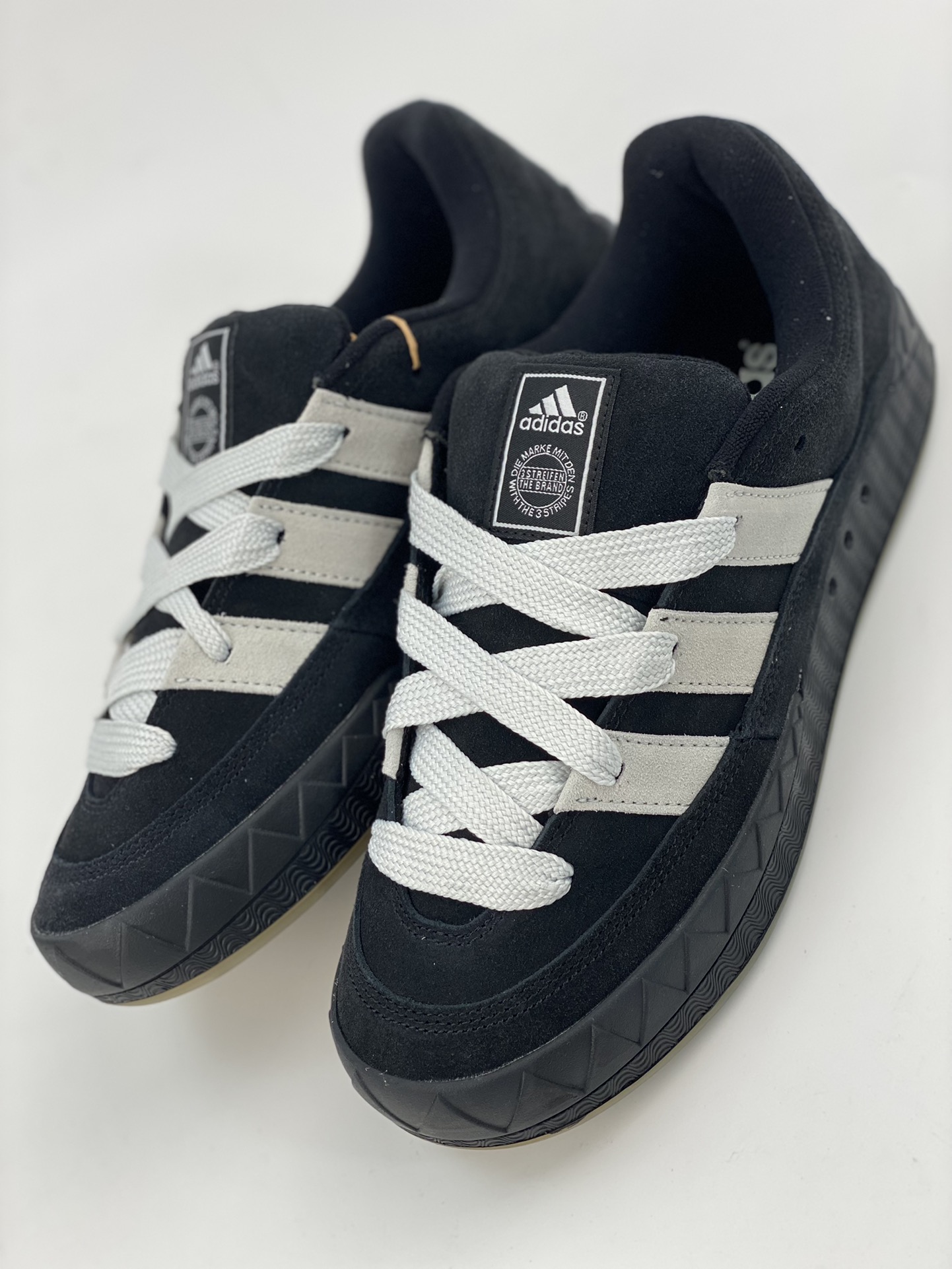 Adidas Adimatic Low Matic series low-top retro shark bread casual sports skateboard shoes HQ6900