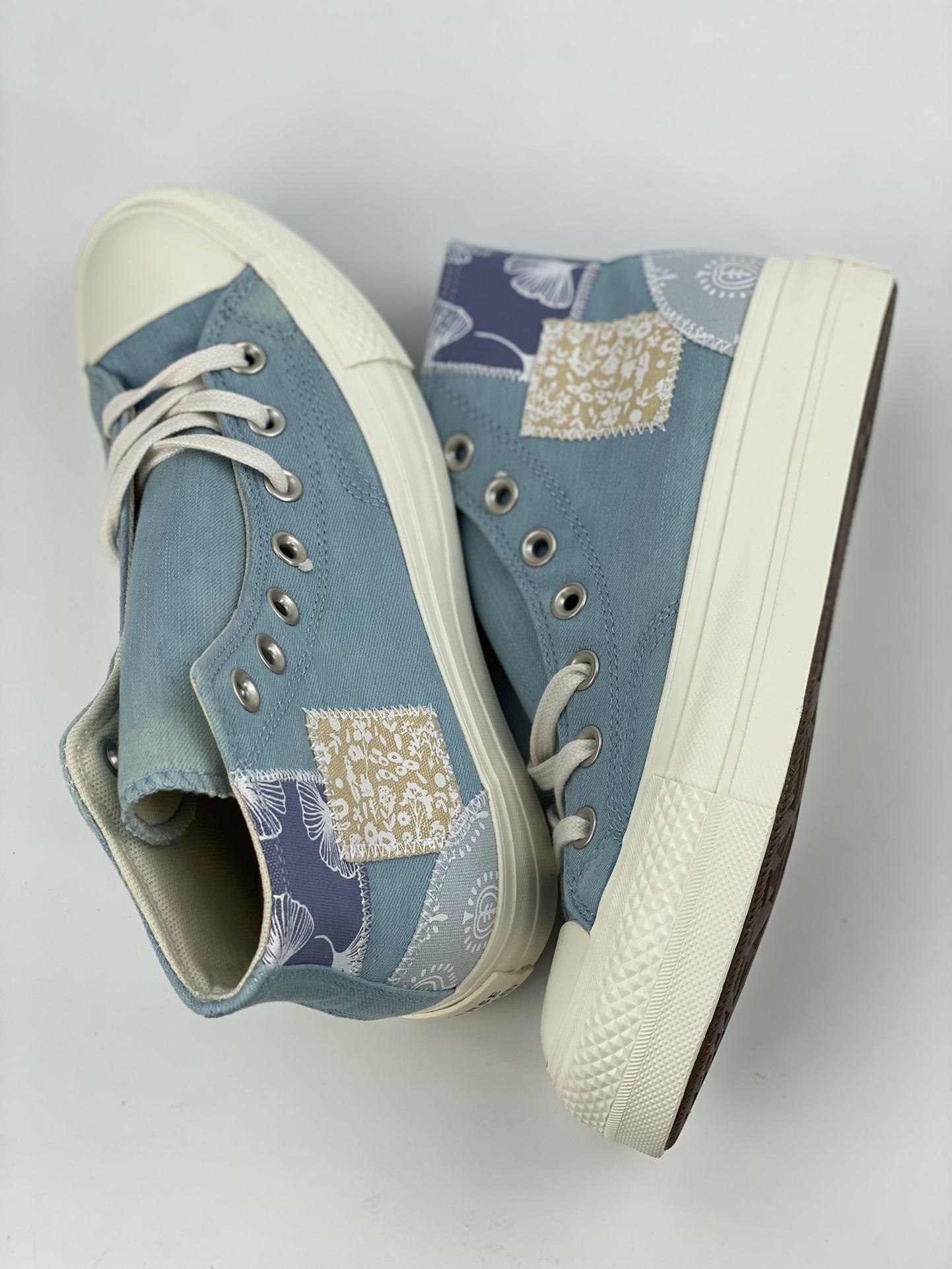 Converse Chuck 1970s Blue Floral Stitching New Product A06821C