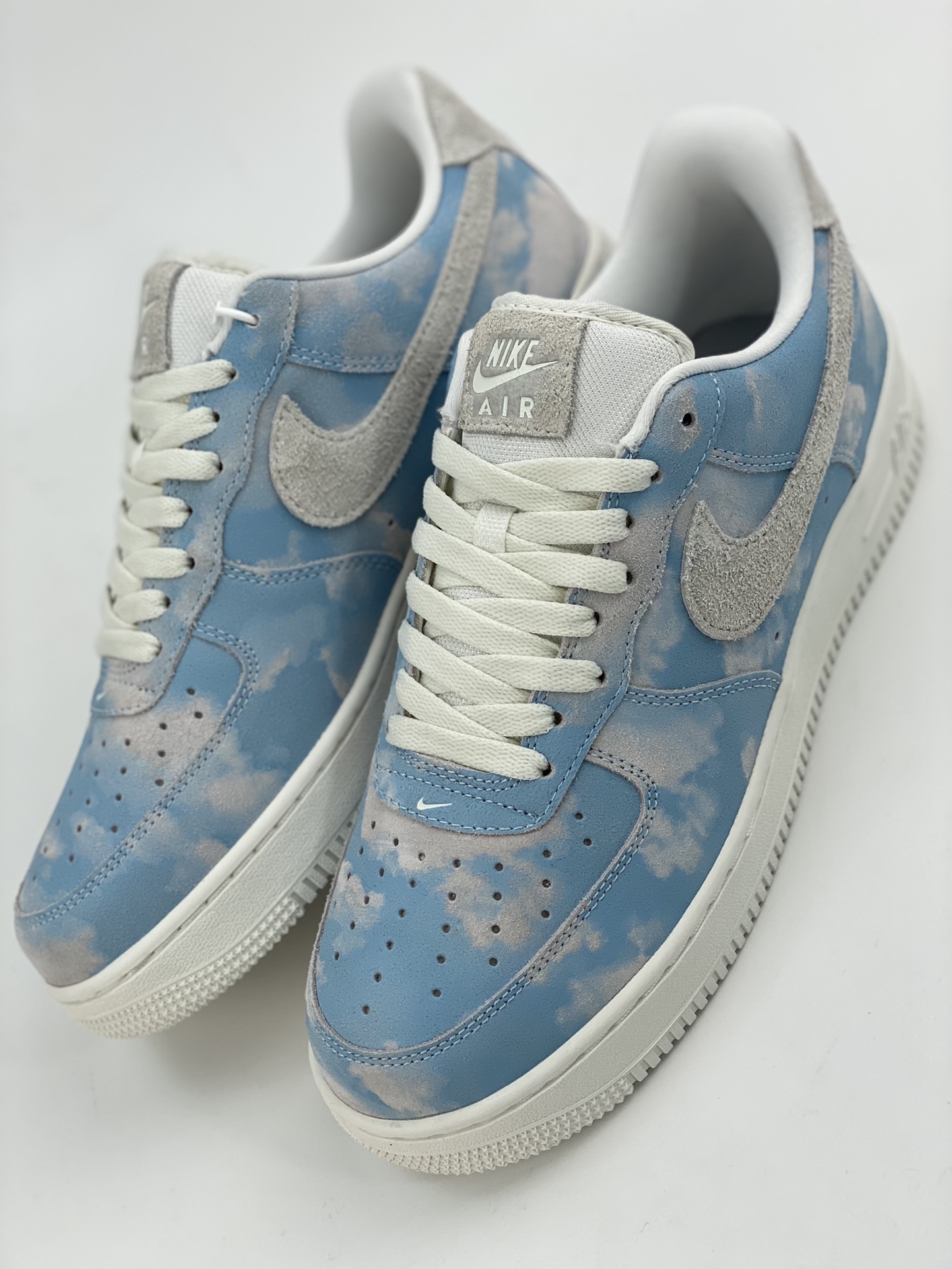 Nike Air Force 1 Low 07 Blue and White Tie Dye FD0883-400