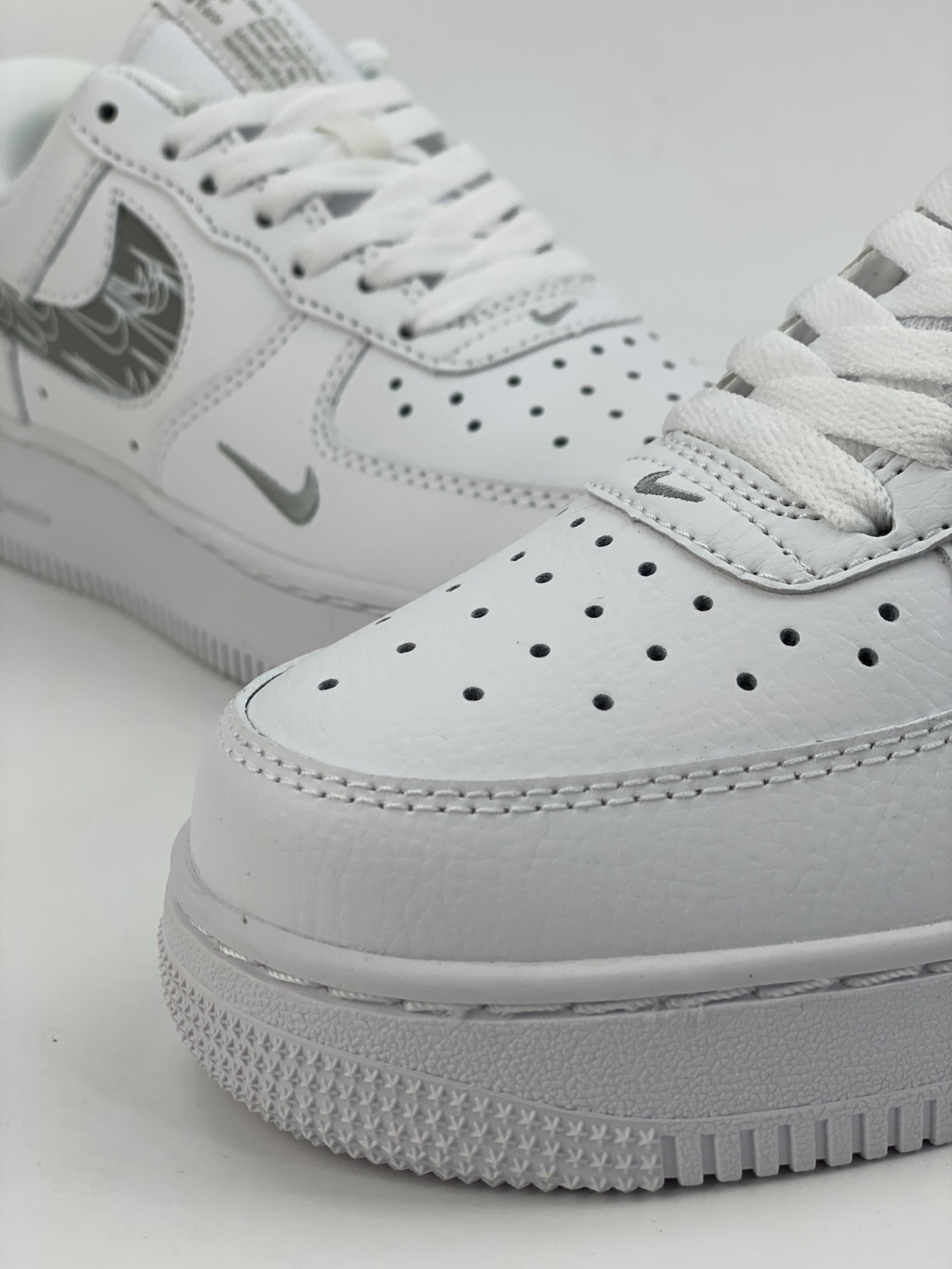 Nike Air Force 1 Low 07 Small Double Hook FB8971-300