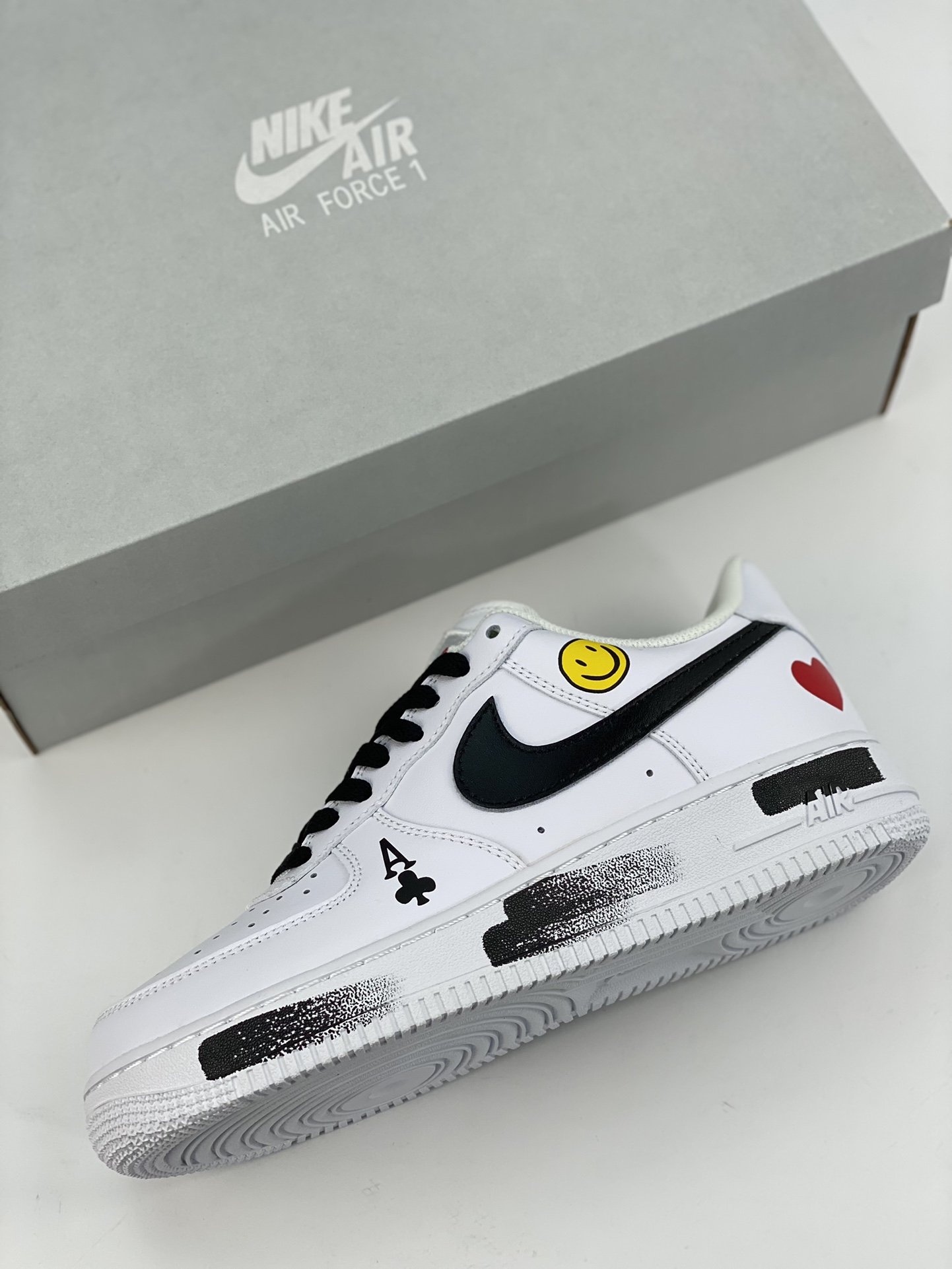 260 Nike Air Force 1 Low 07 权志龙涂鸦