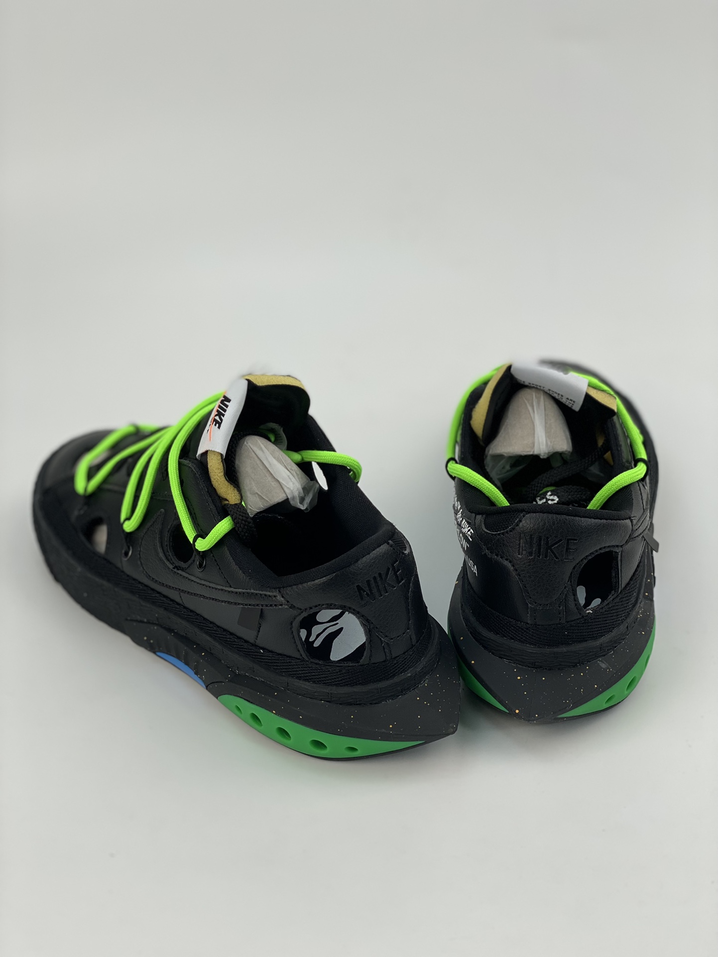 240 Off-White x Nike Blazer Low 开拓者解构低帮 DH7863-001