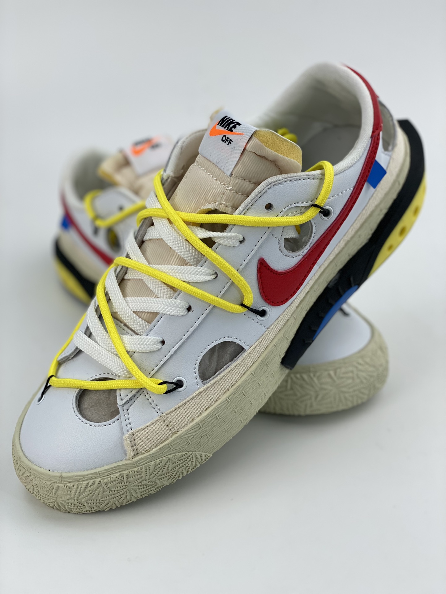 240 Off-White x Nike Blazer Low 开拓者解构低帮 DH7863-100