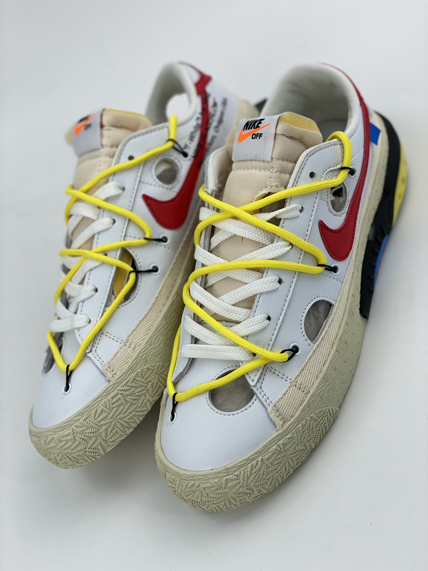 240 Off-White x Nike Blazer Low 开拓者解构低帮 DH7863-100