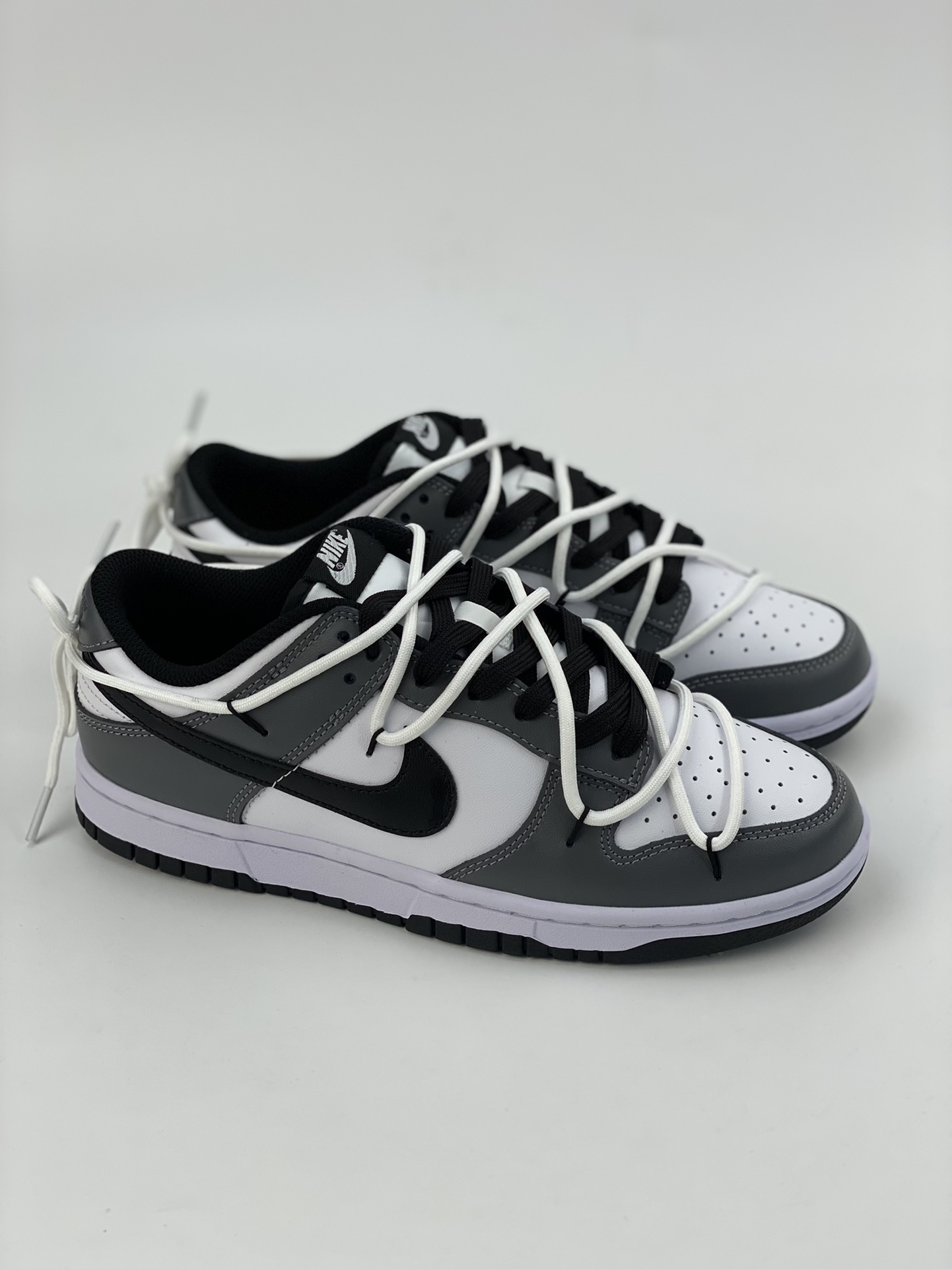 240 NIKE SB Dunk Low 雾色渡鸦 黑白灰绑带 DD1503-101