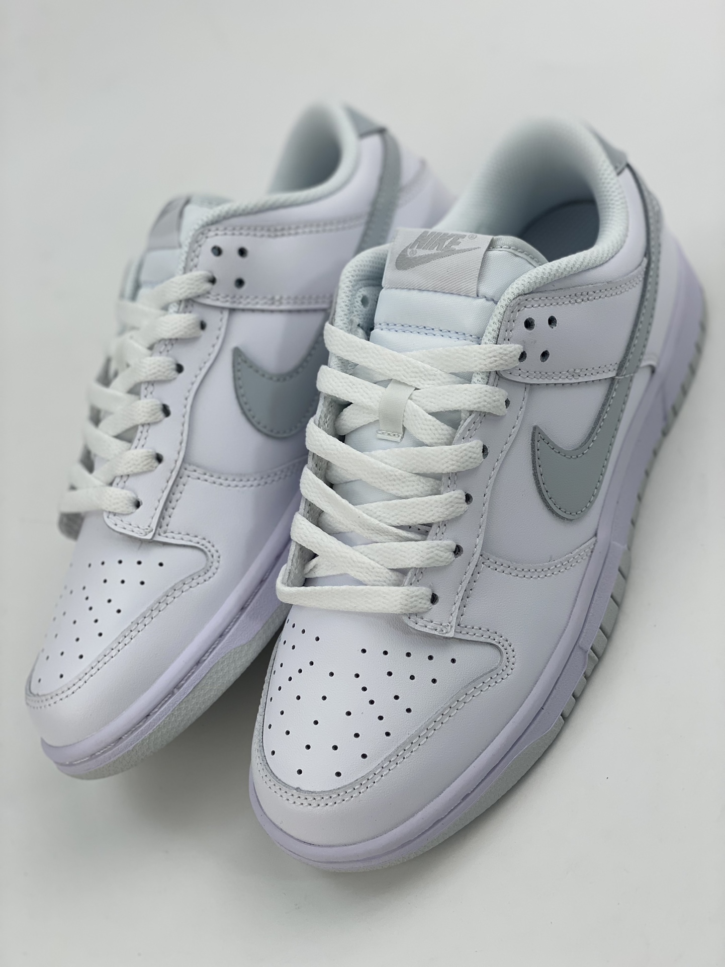 NIKE SB Dunk Low Neutral Grey White Grey DH9765-102