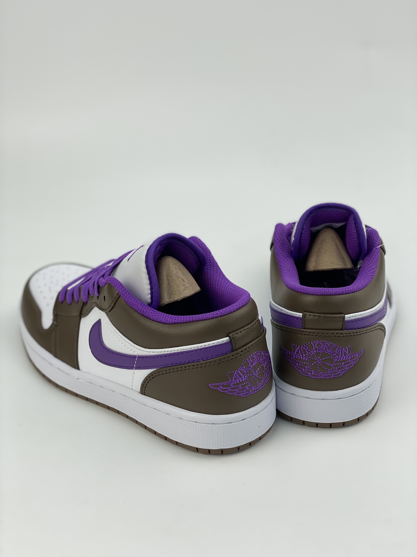 Air Jordan 1 Low Brown White Purple AJ1 Joe 1 Low Top Casual Shoes 553558-215