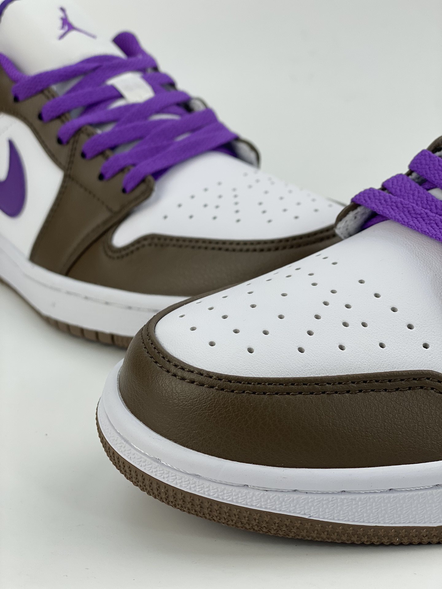 Air Jordan 1 Low Brown White Purple AJ1 Joe 1 Low Top Casual Shoes 553558-215