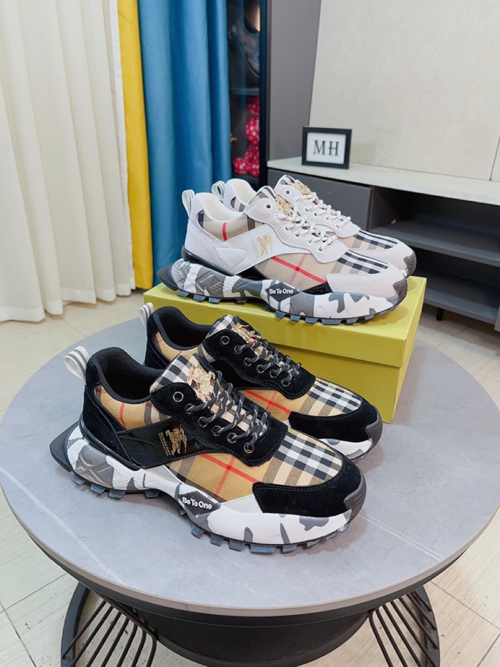 Factory price [Burberry] new lace-up casual men's shoes are on the market first. The materials and w