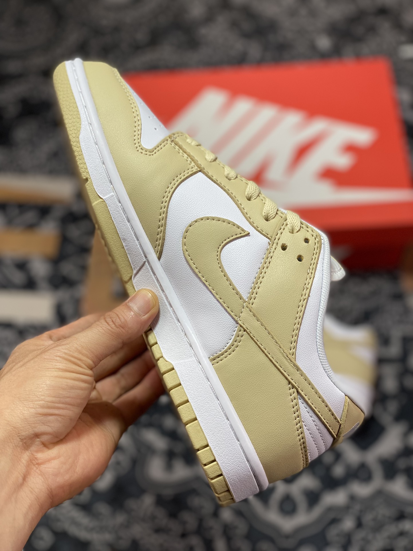 Nike Dunk SB “Team Gold” 米白全头层版本 DV0833-100